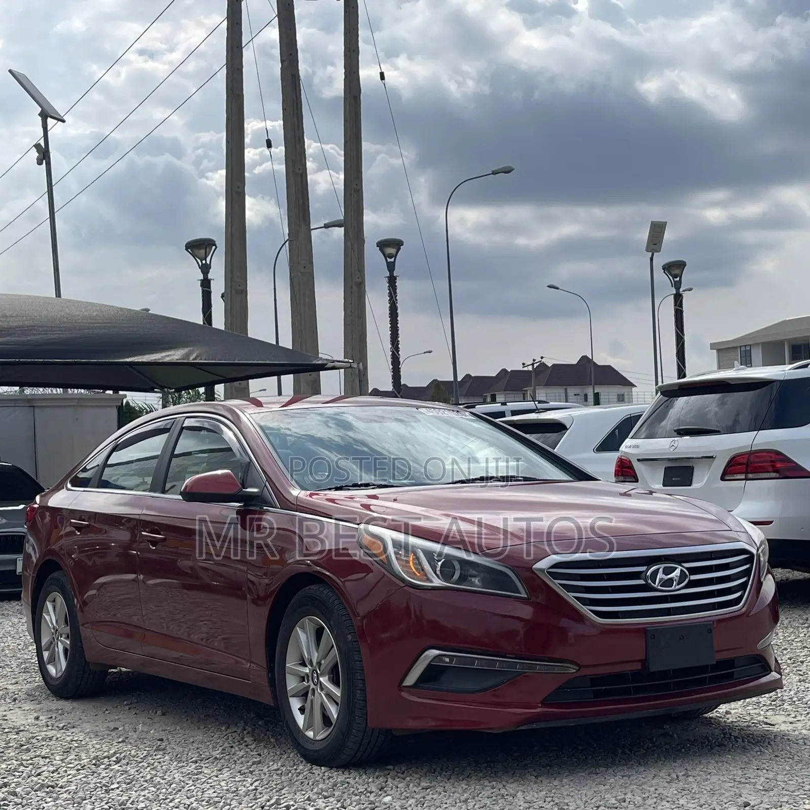 Hyundai Sonata Base Sedan FWD (2.4L 4cyl 6A) 2016 Red