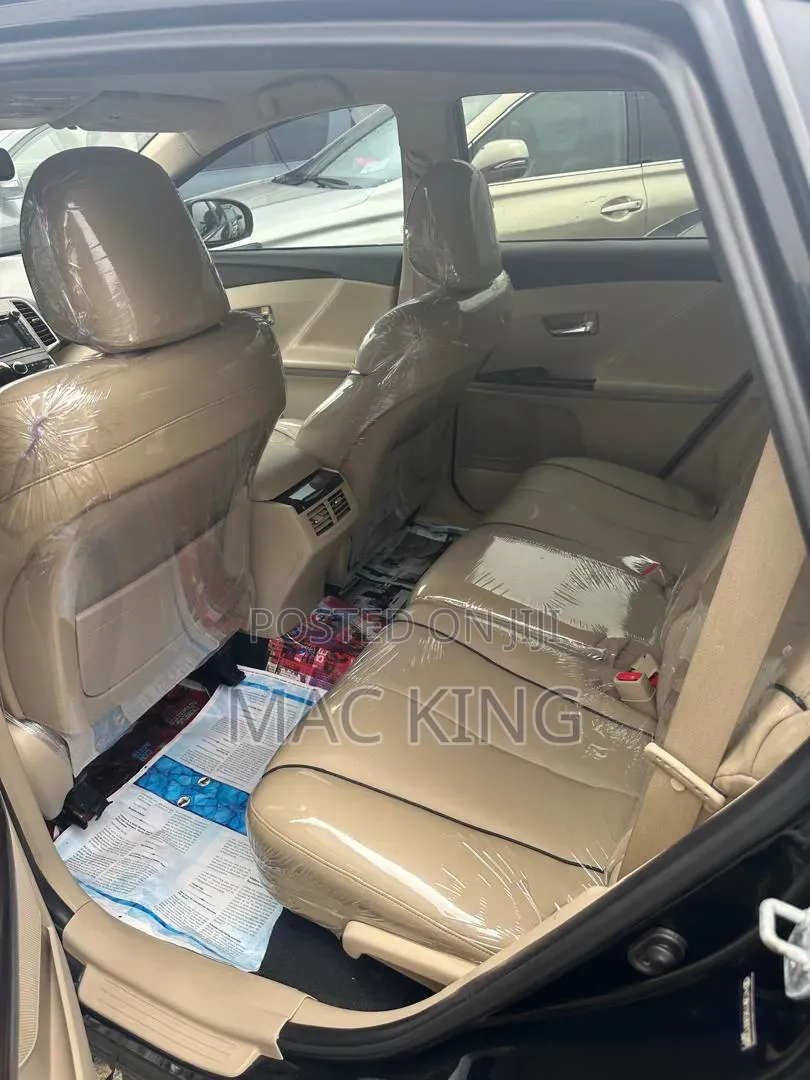 Toyota Venza V6 2010 Black