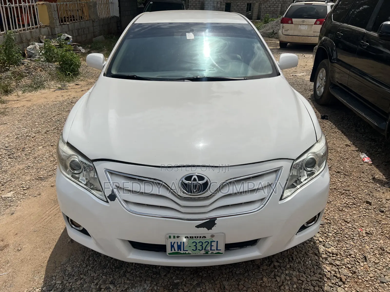 Toyota Camry LE 4dr Sedan (2.5L 4cyl 6A) 2011 White