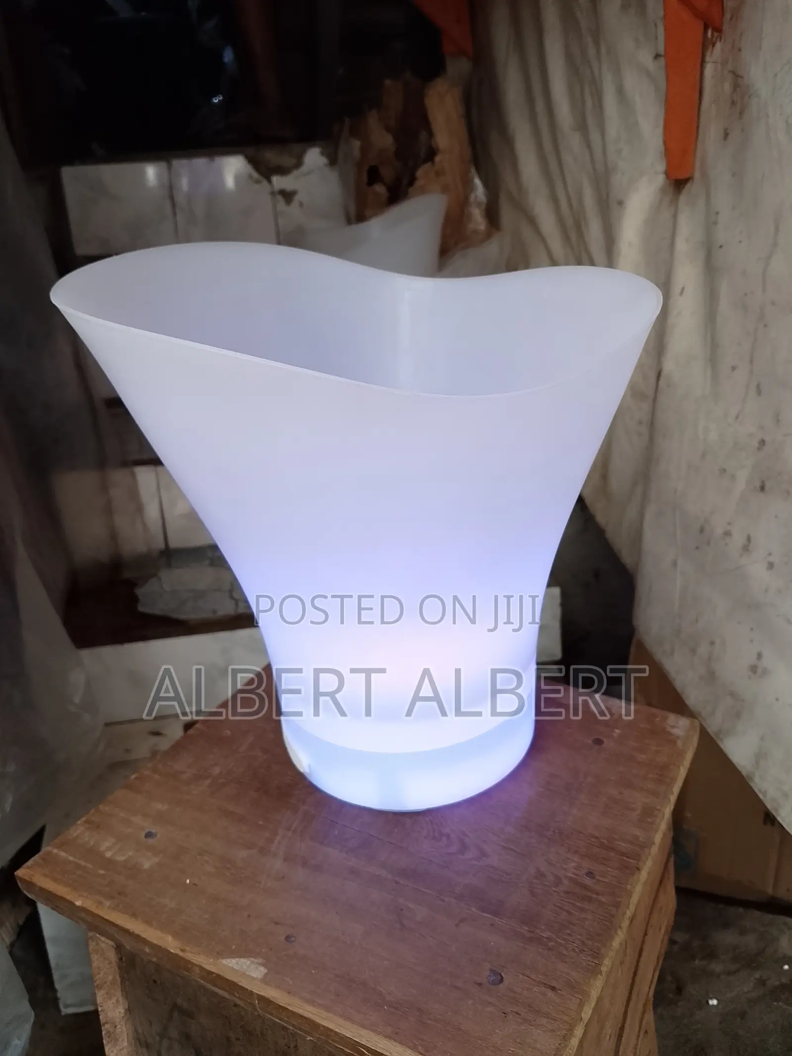 Medium Wine Champagne Bucket With Led Light and Bluetooth Speaker