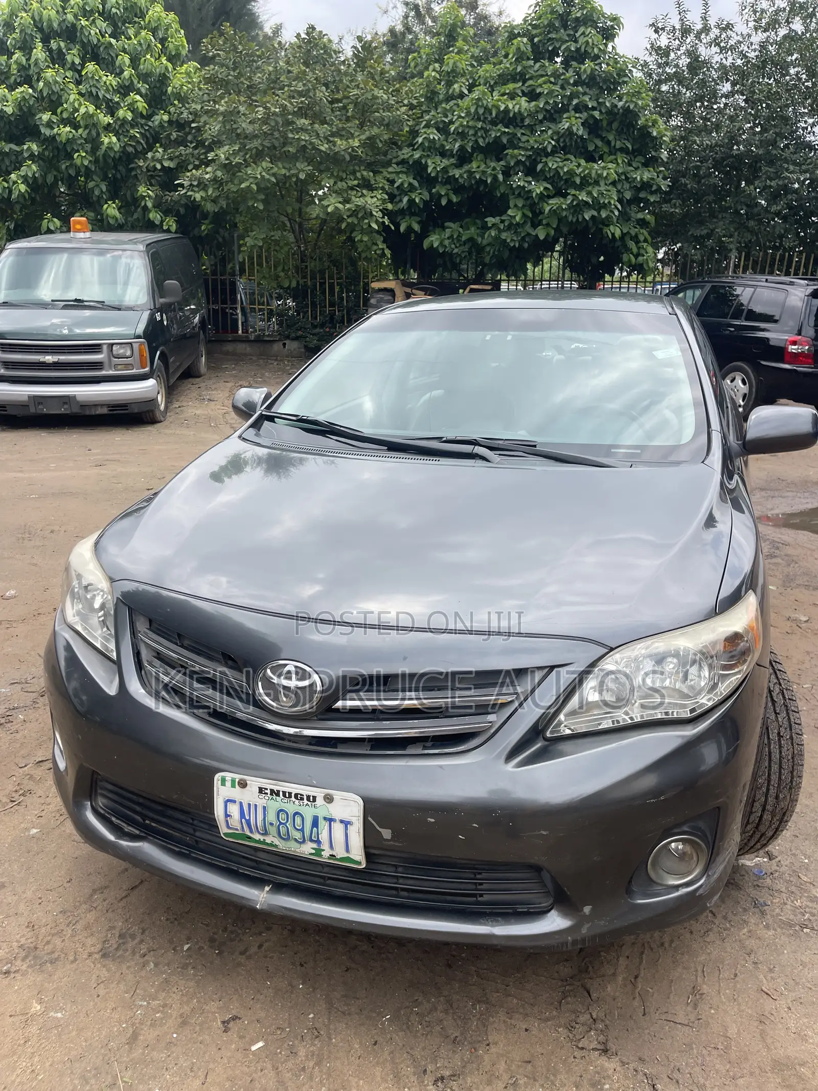 Toyota Corolla LE 4dr Sedan (1.8L 4cyl 4A) 2012 Gray