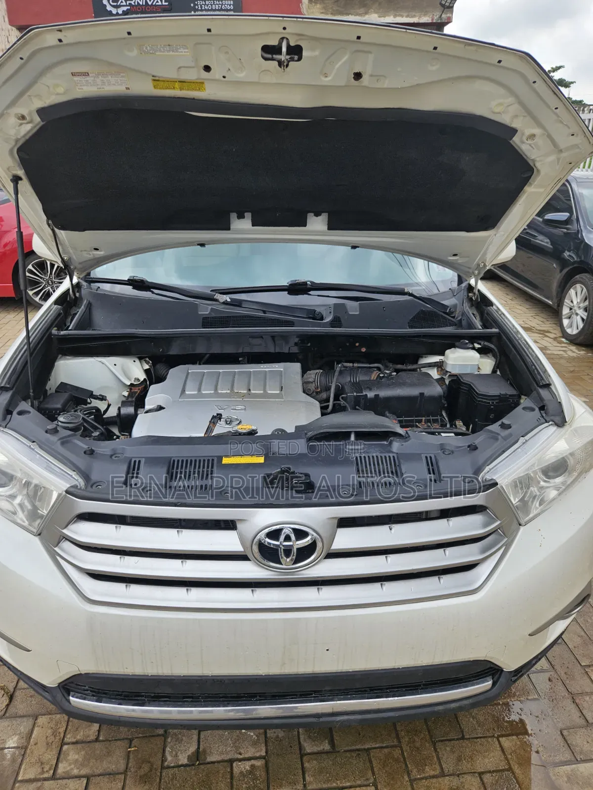 Toyota Highlander Limited 2012 White
