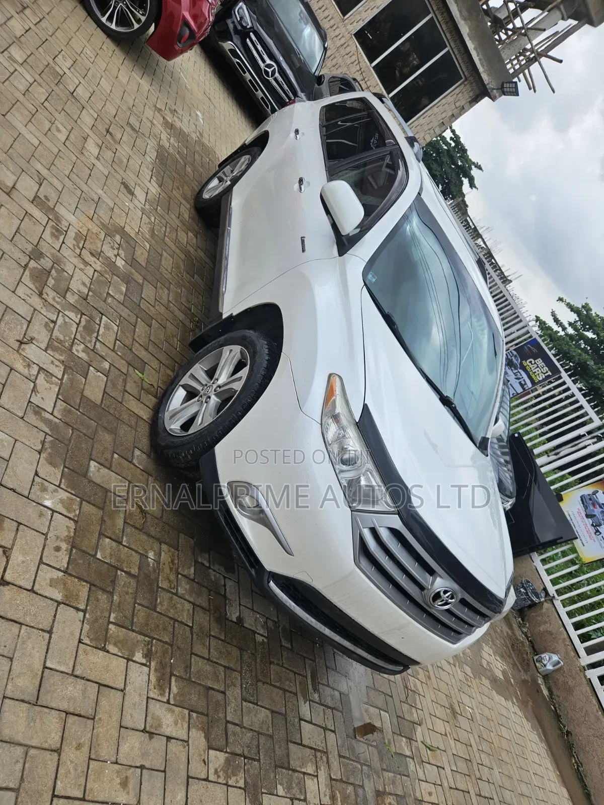 Toyota Highlander Limited 2012 White