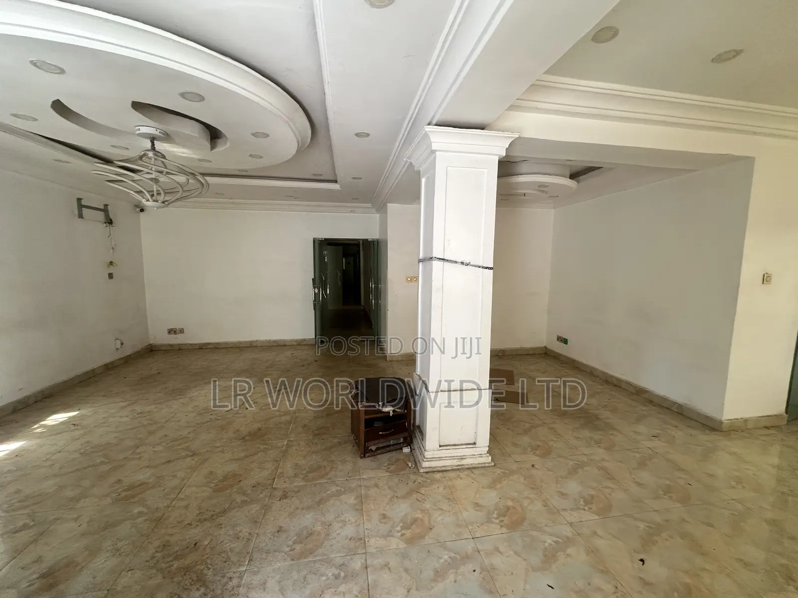 8bdrm Duplex in Wuse 2 for sale