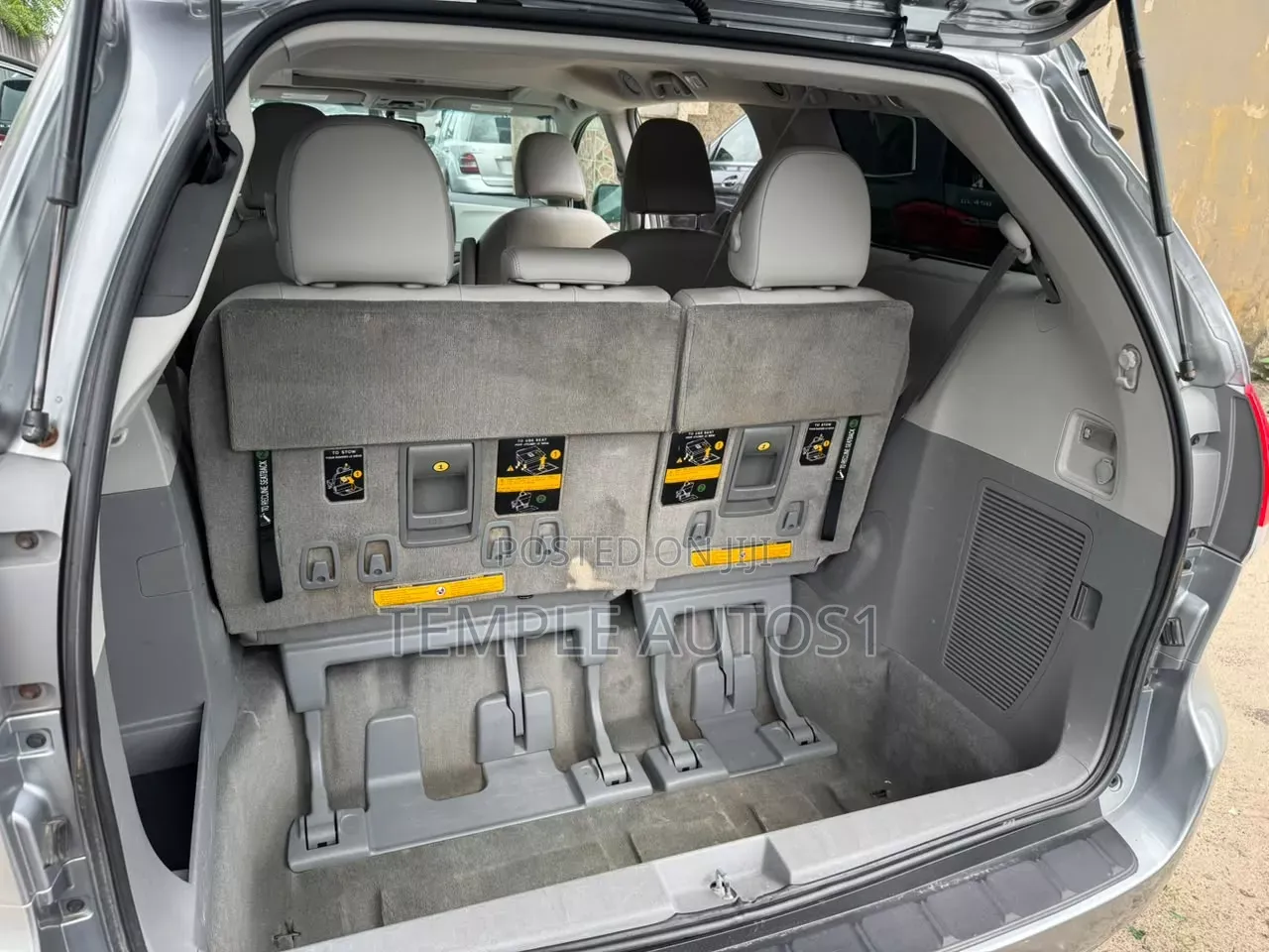 Toyota Sienna XLE 7 Passenger 2012 Gray