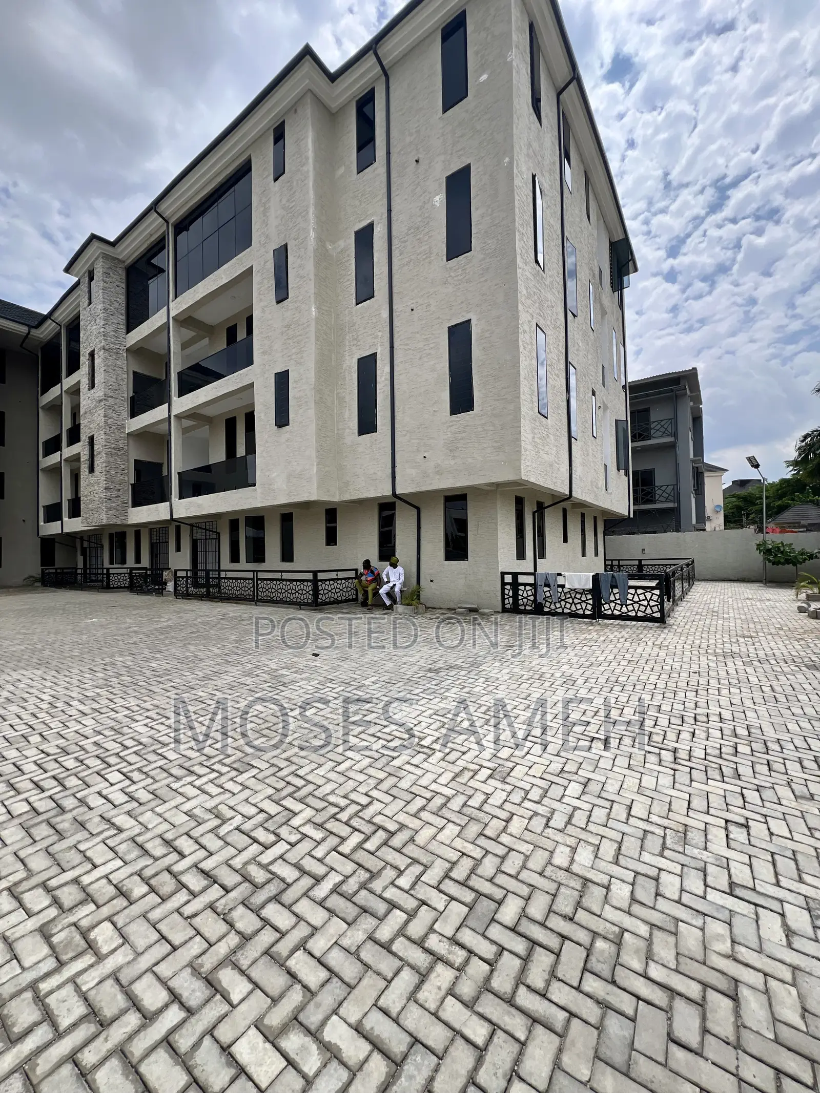 3bdrm Block of Flats in Jahi for rent