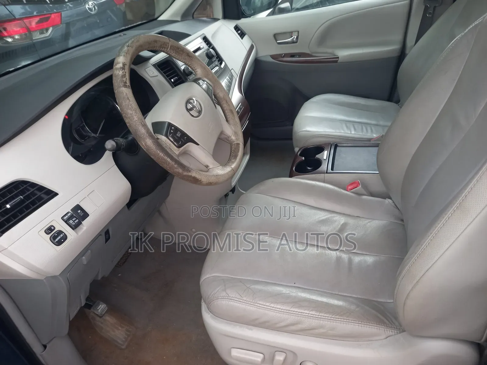 Toyota Sienna 2011 Blue