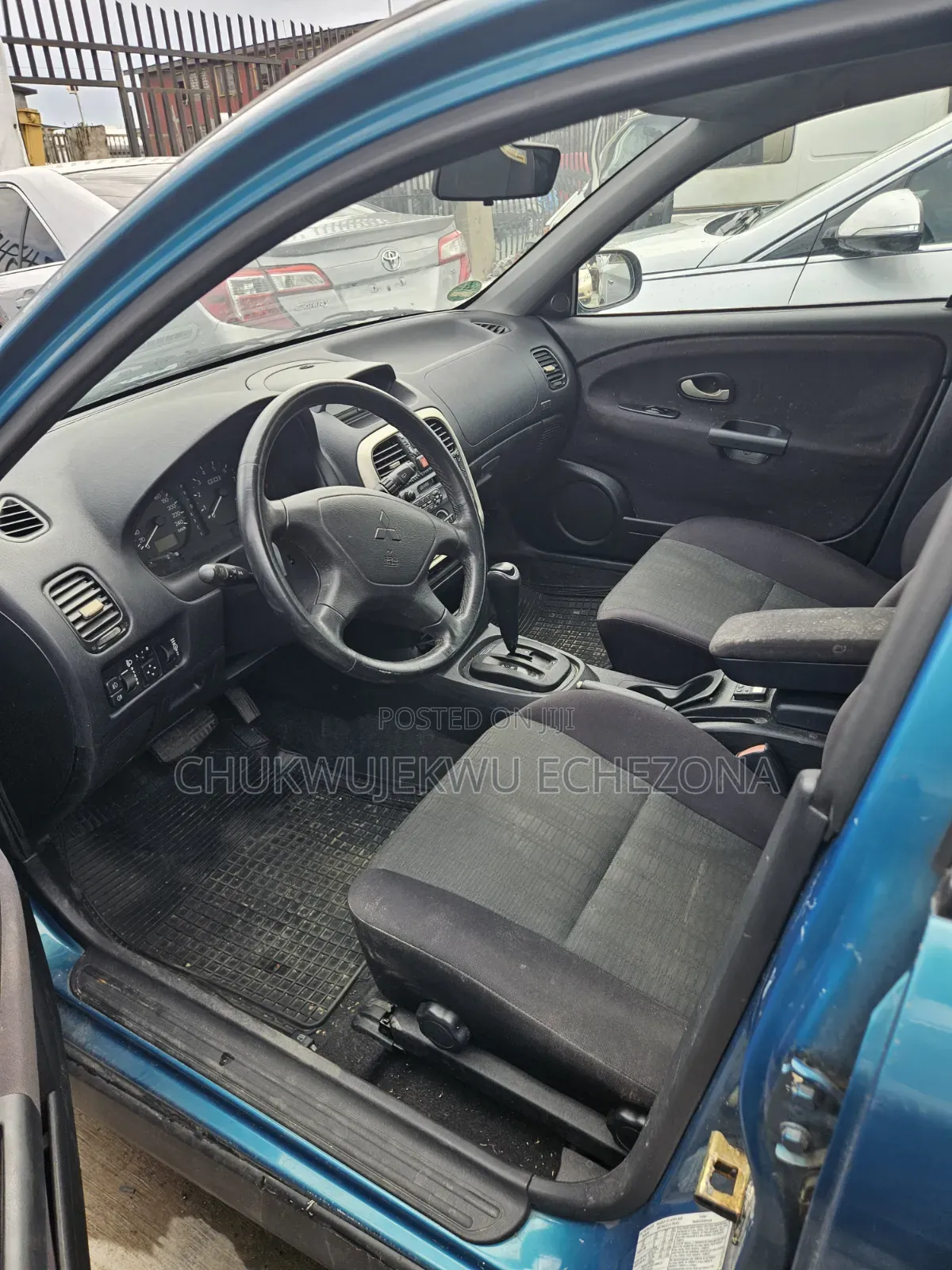 Mitsubishi Carisma 2005