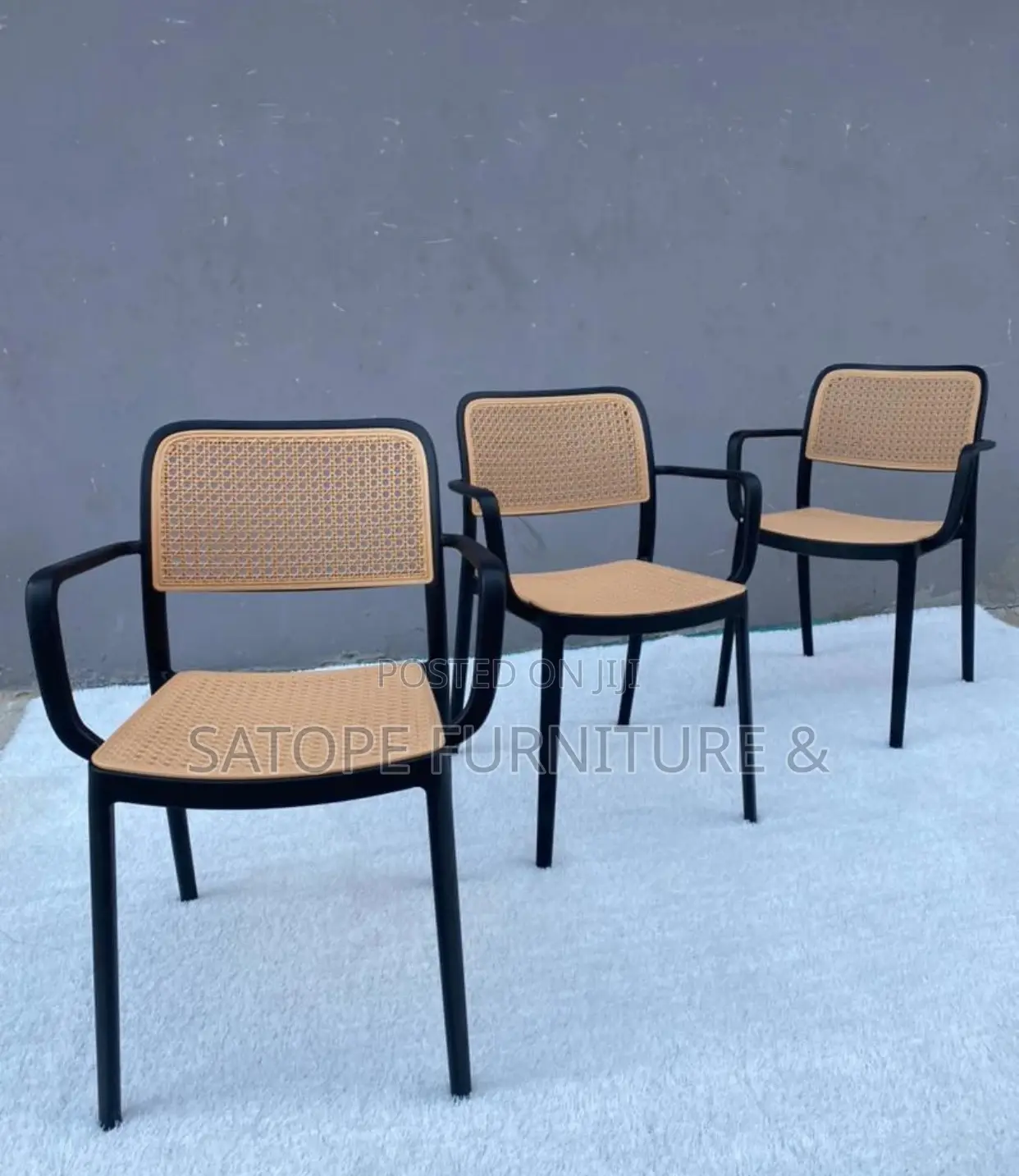 Event and Restaurant Plastic Chairs