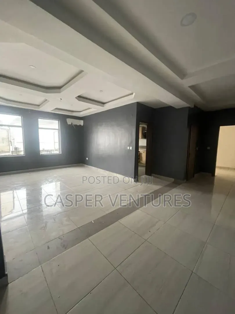 2bdrm Apartment in Chevyview Estate, Chevron for rent