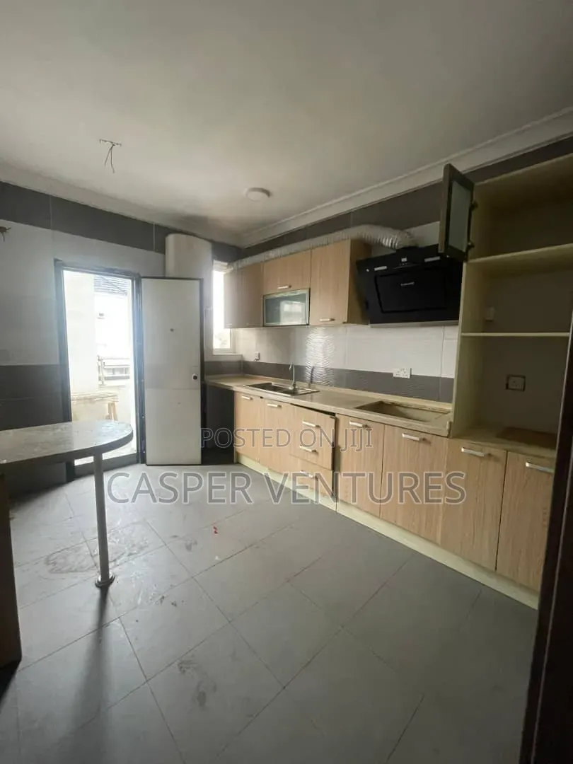 2bdrm Apartment in Chevyview Estate, Chevron for rent