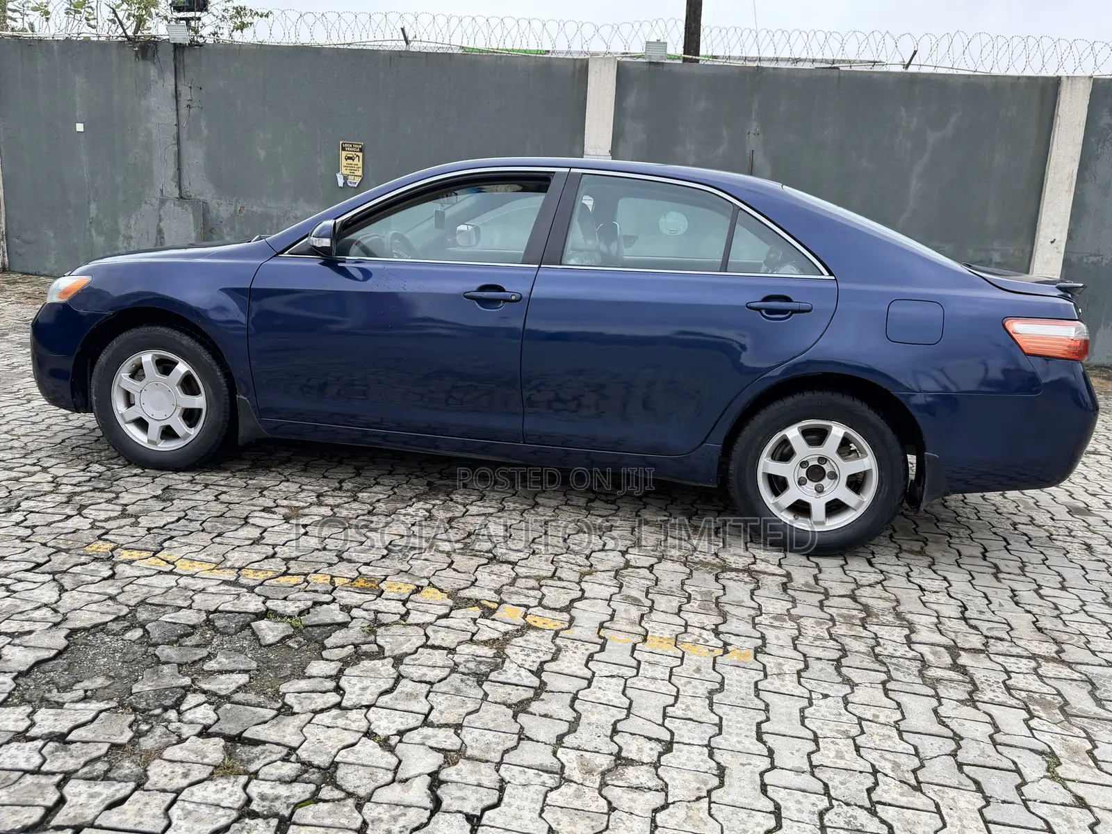 Toyota Camry 2.4 LE 2008 Blue