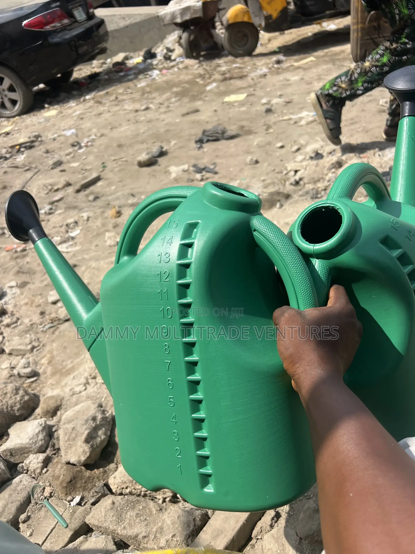 15 to 16-Liter Plastic Watering Cans