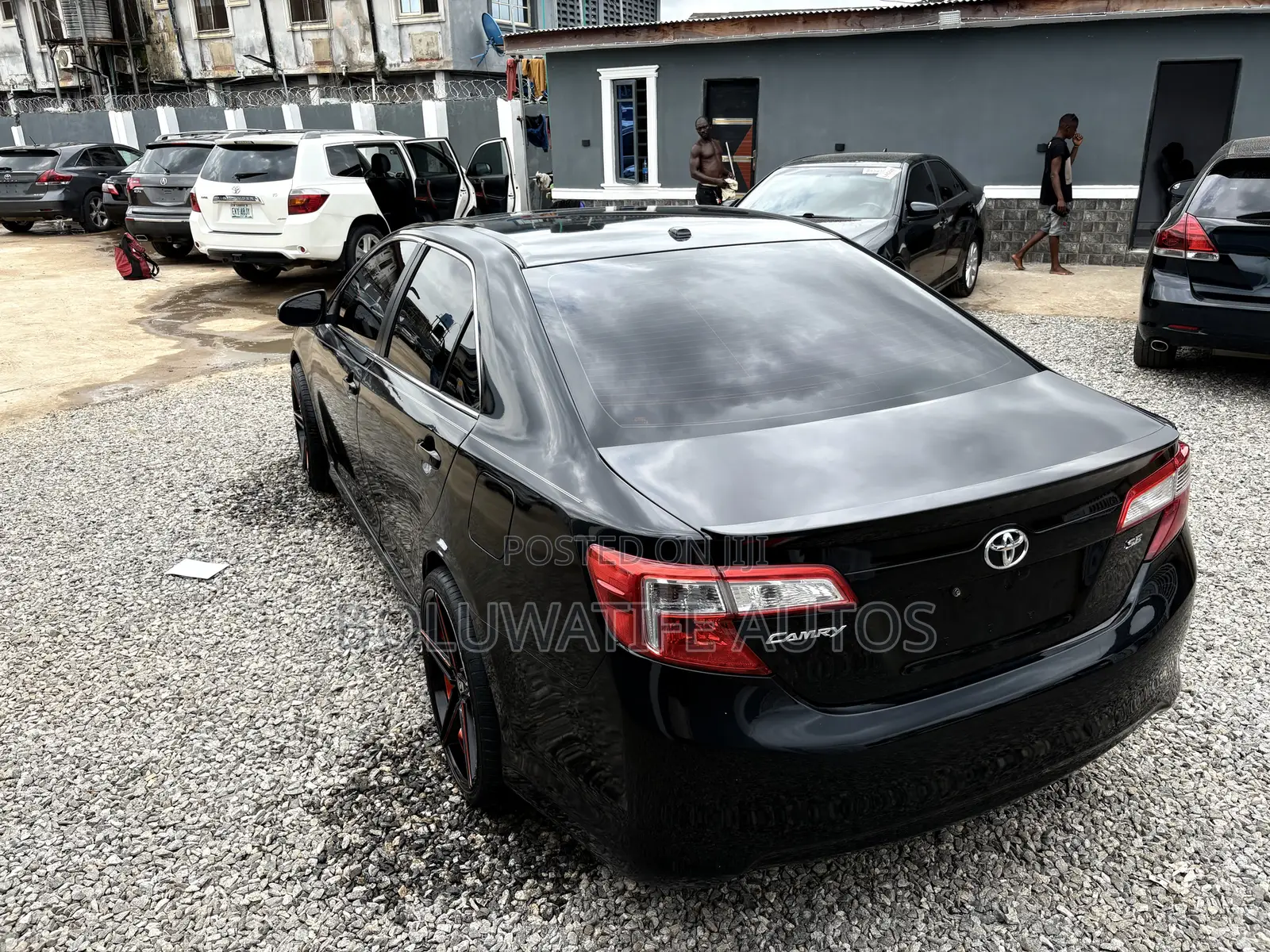 Toyota Camry SE Sport 4dr Sedan w/Prod. End 11/13 (2.5L 4cyl 6A) 2014 Black