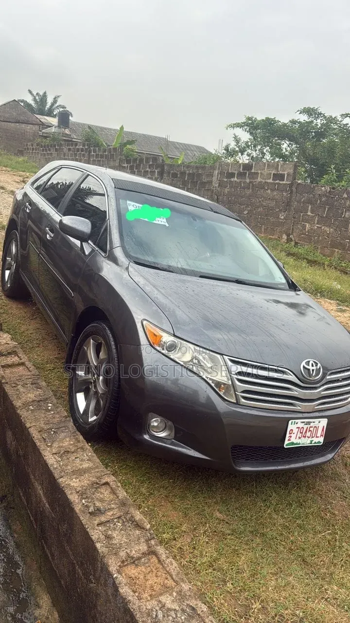 Toyota Venza 2011 Gray