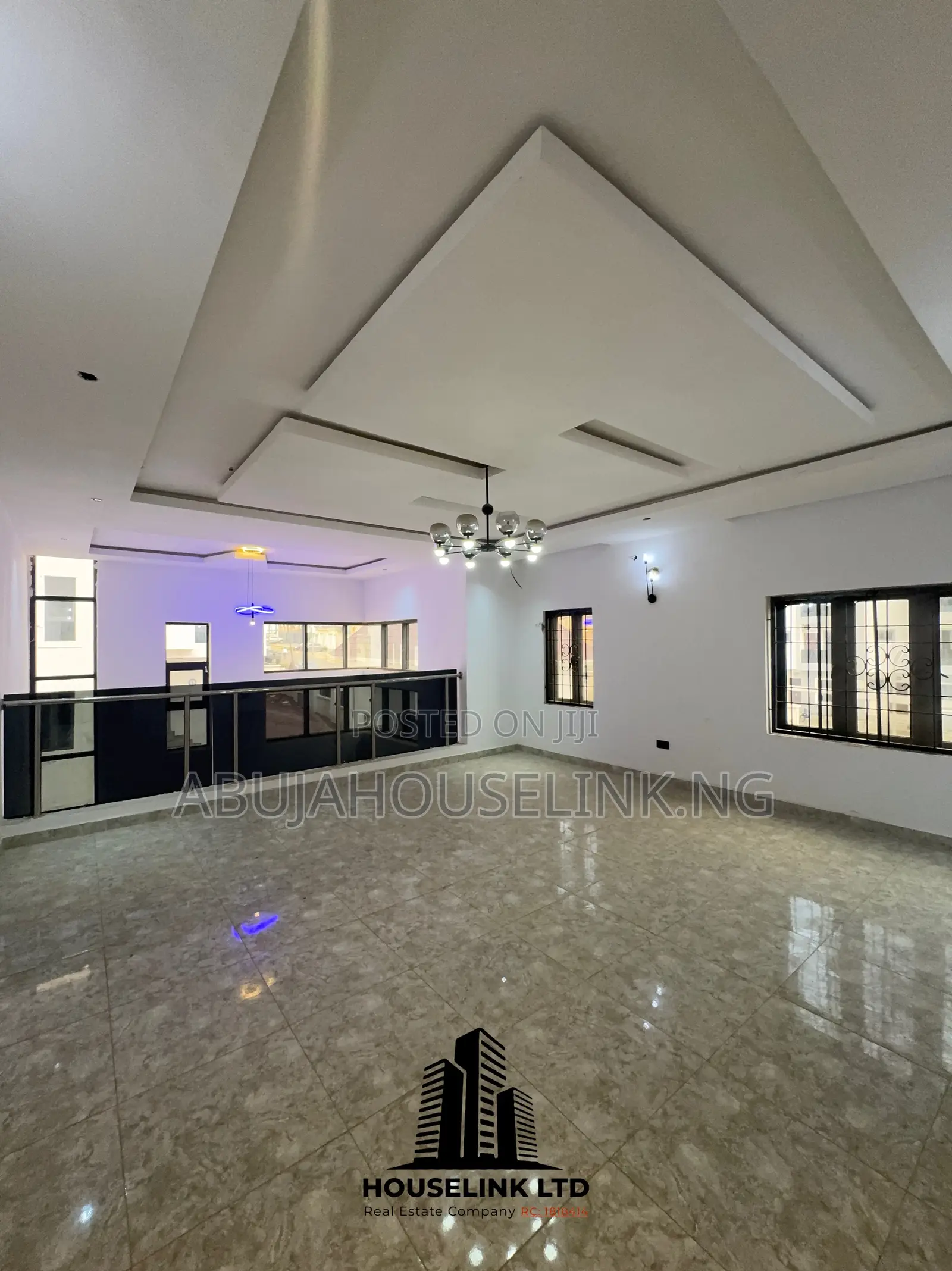 5bdrm Duplex in Guzape Main Abuja for sale