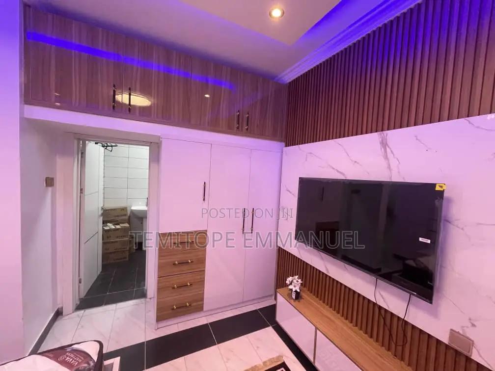 Furnished 3bdrm Apartment in Victoria Island for rent
