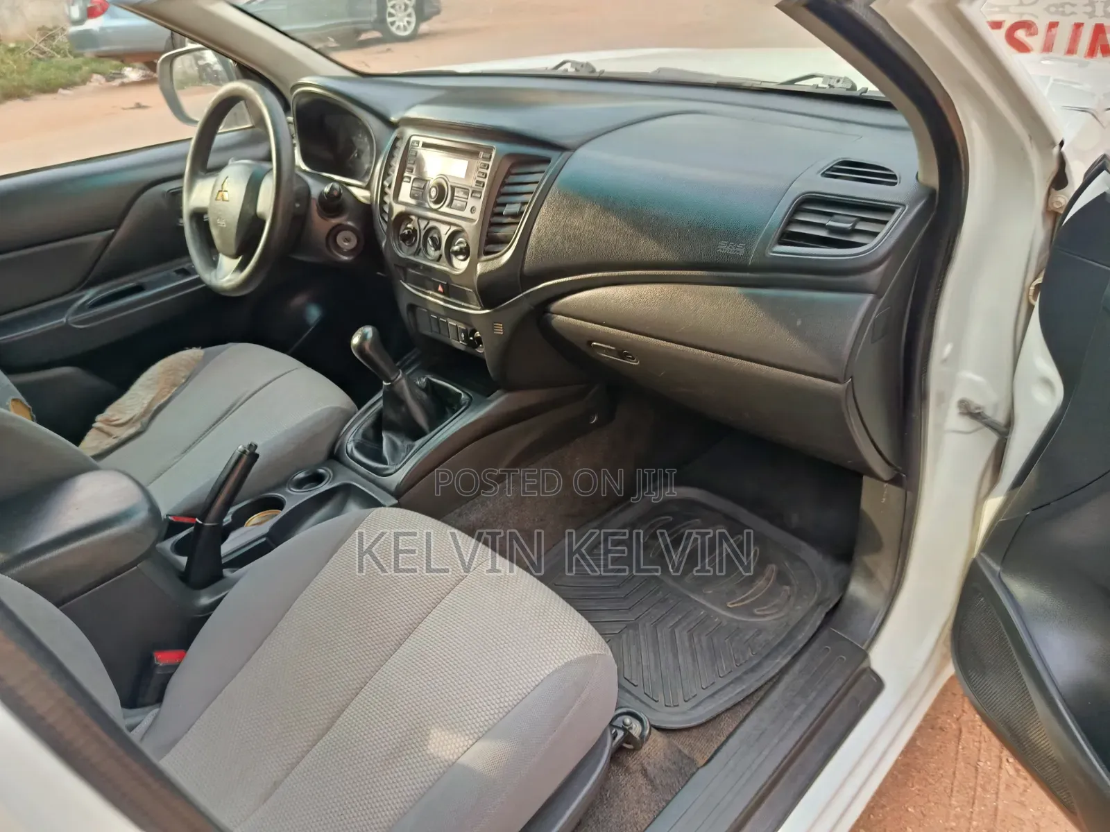 Mitsubishi L200 2019 White