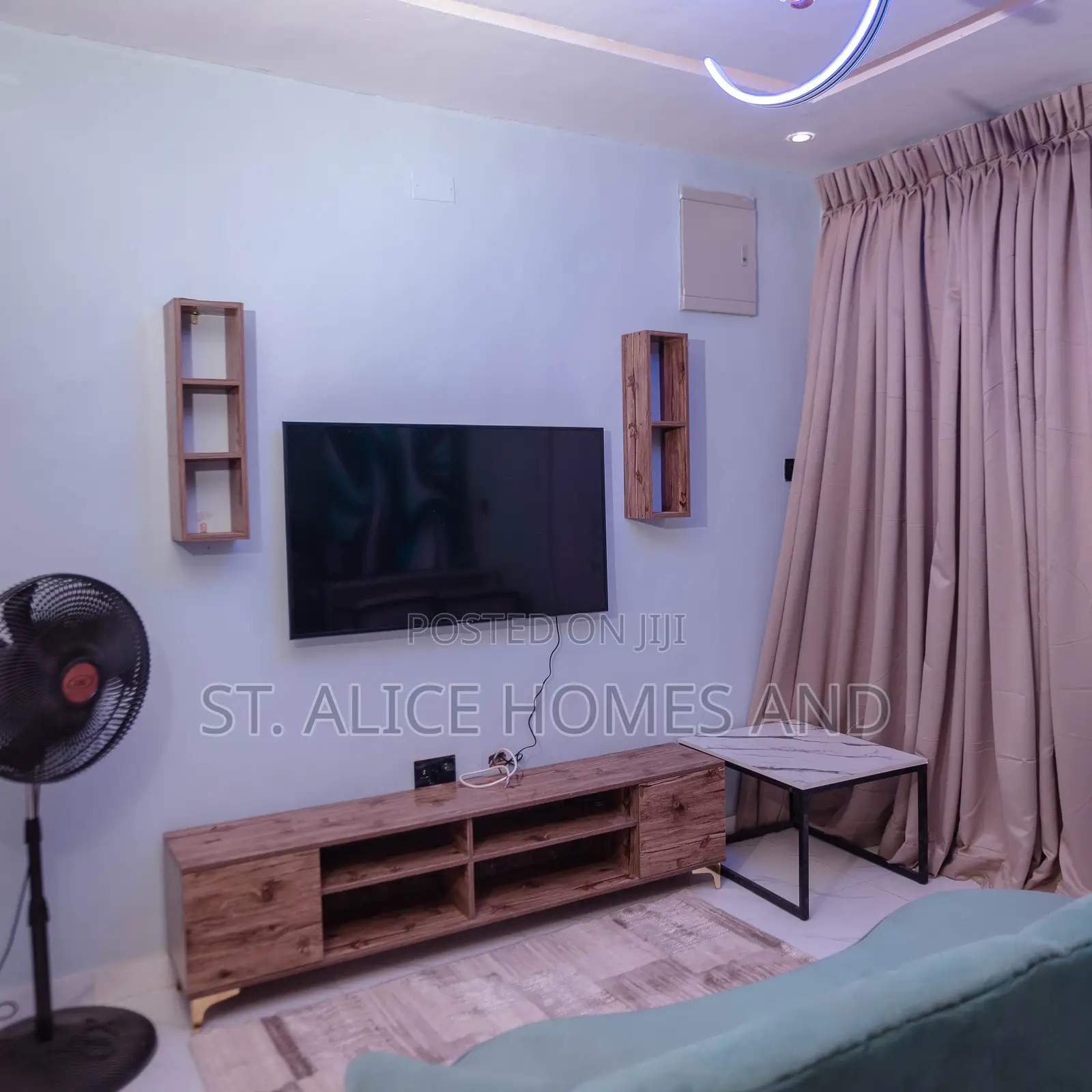 1 Bedroom Flat, Fully Serviced B2, Itire Surulere, Lagos