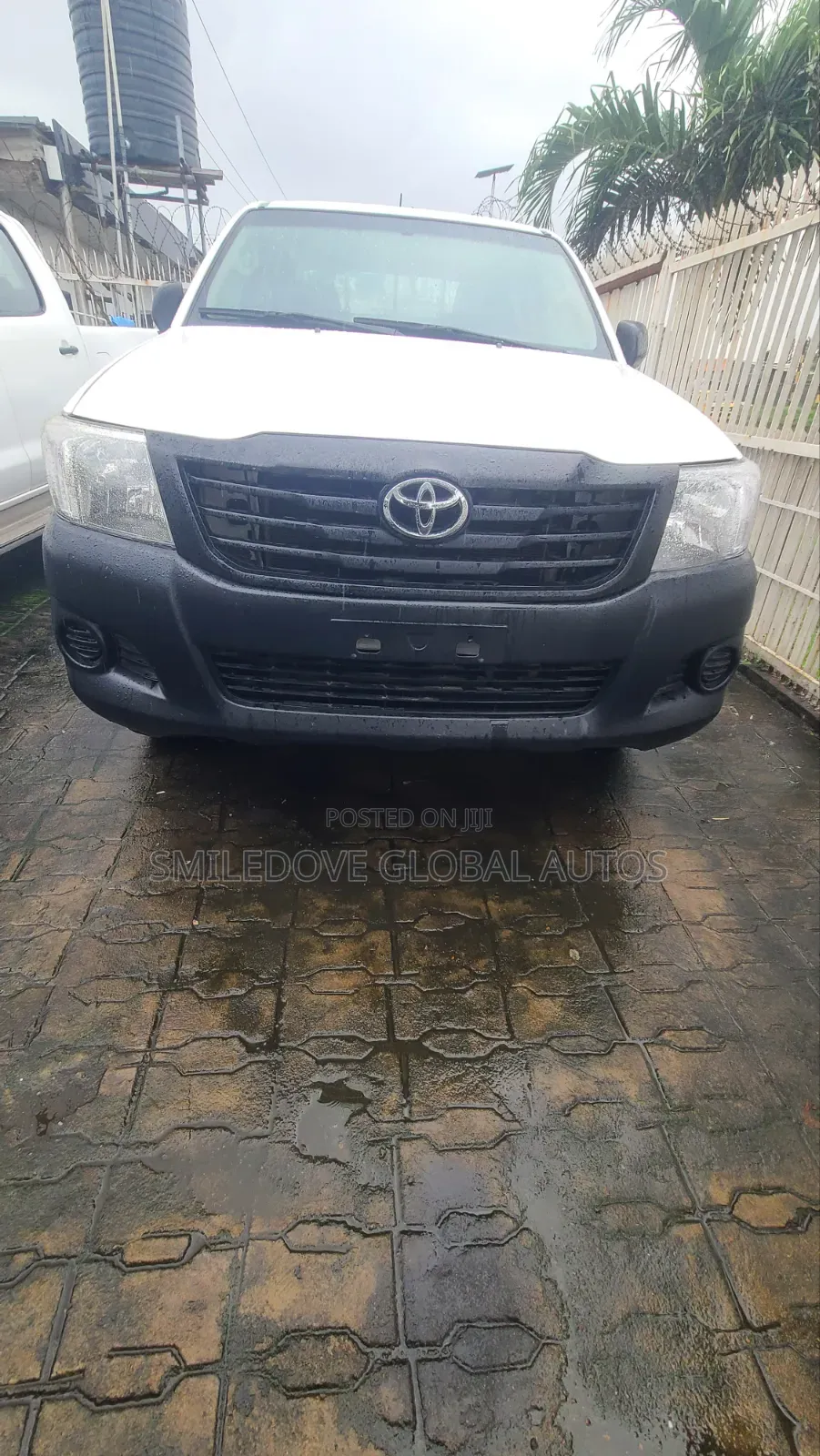 Toyota Hilux 2013 White