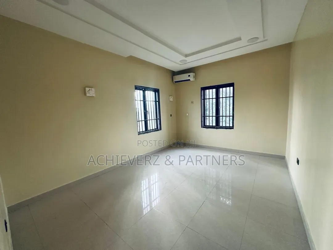 5bdrm Duplex in Zone 2 / Wuse for rent
