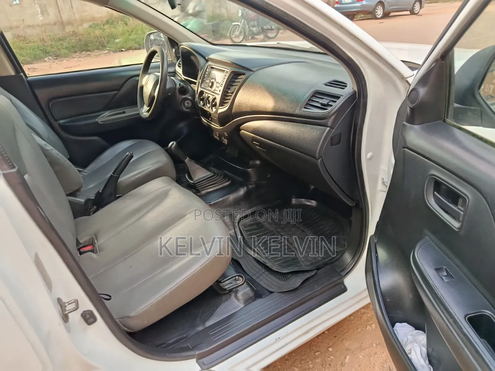 Mitsubishi L200 2020 White