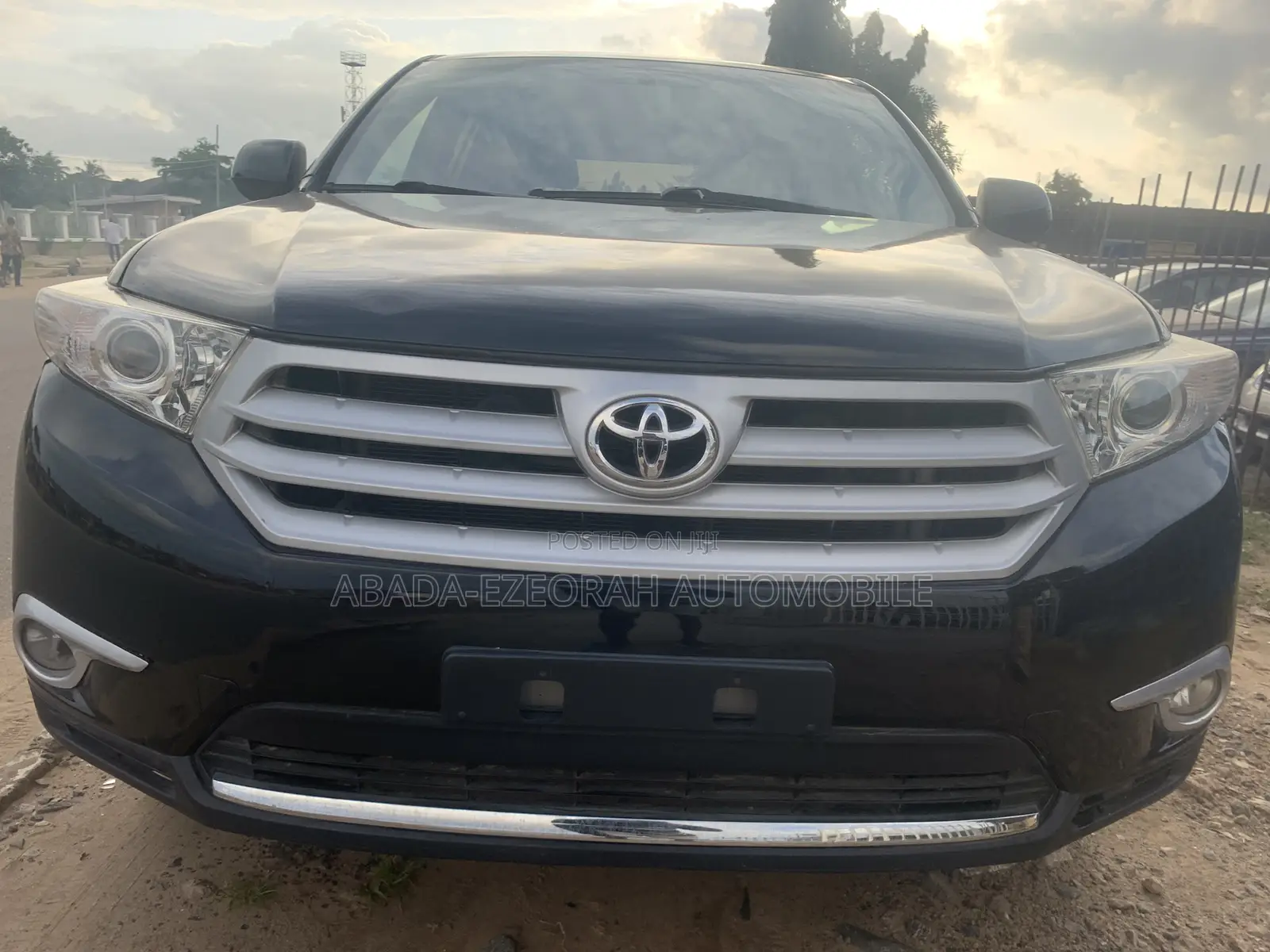 Toyota Highlander SE 2012 Black