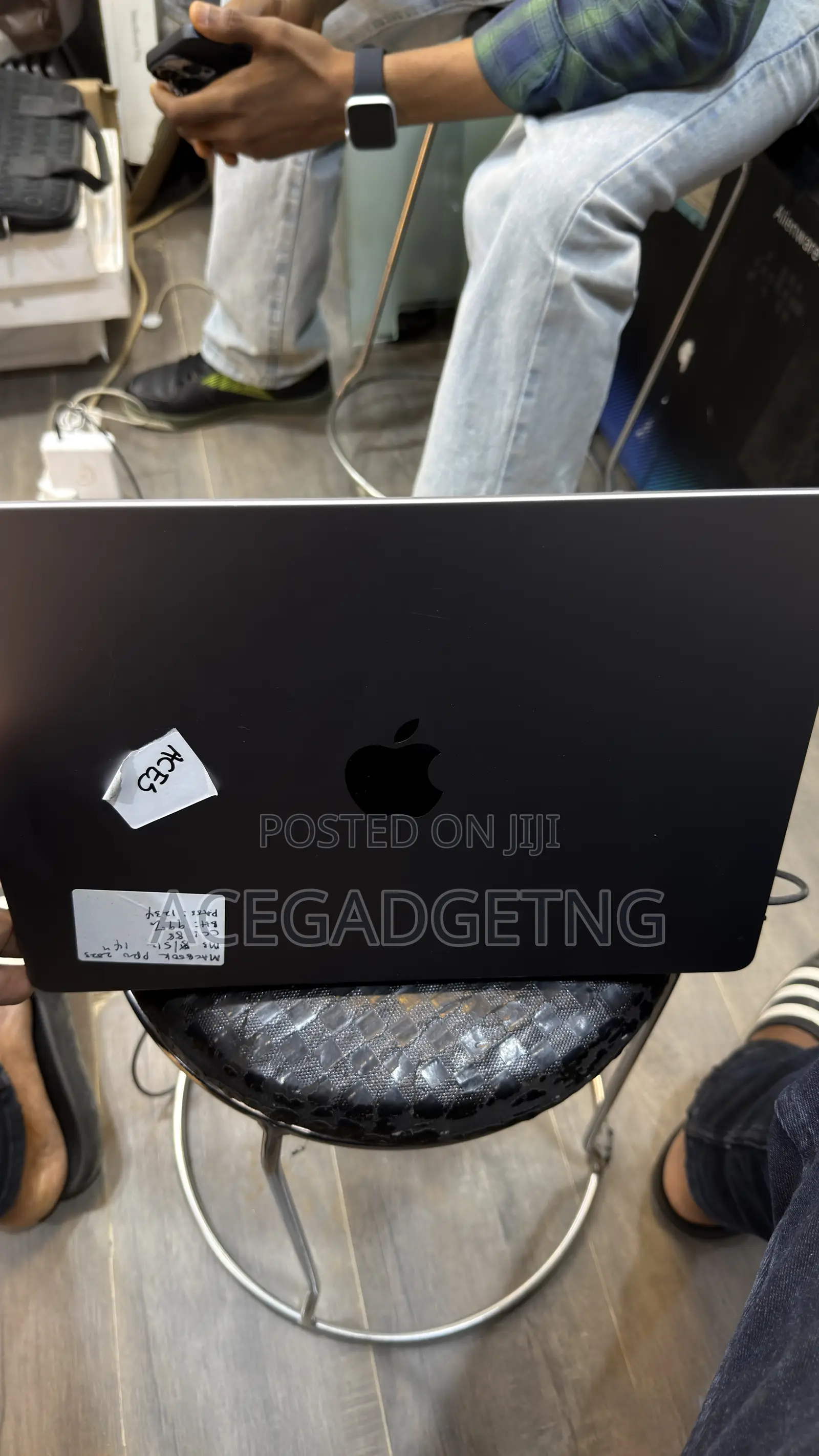 Laptop Apple MacBook Pro 2023 M3 8GB Intel Core M3 SSD 512GB