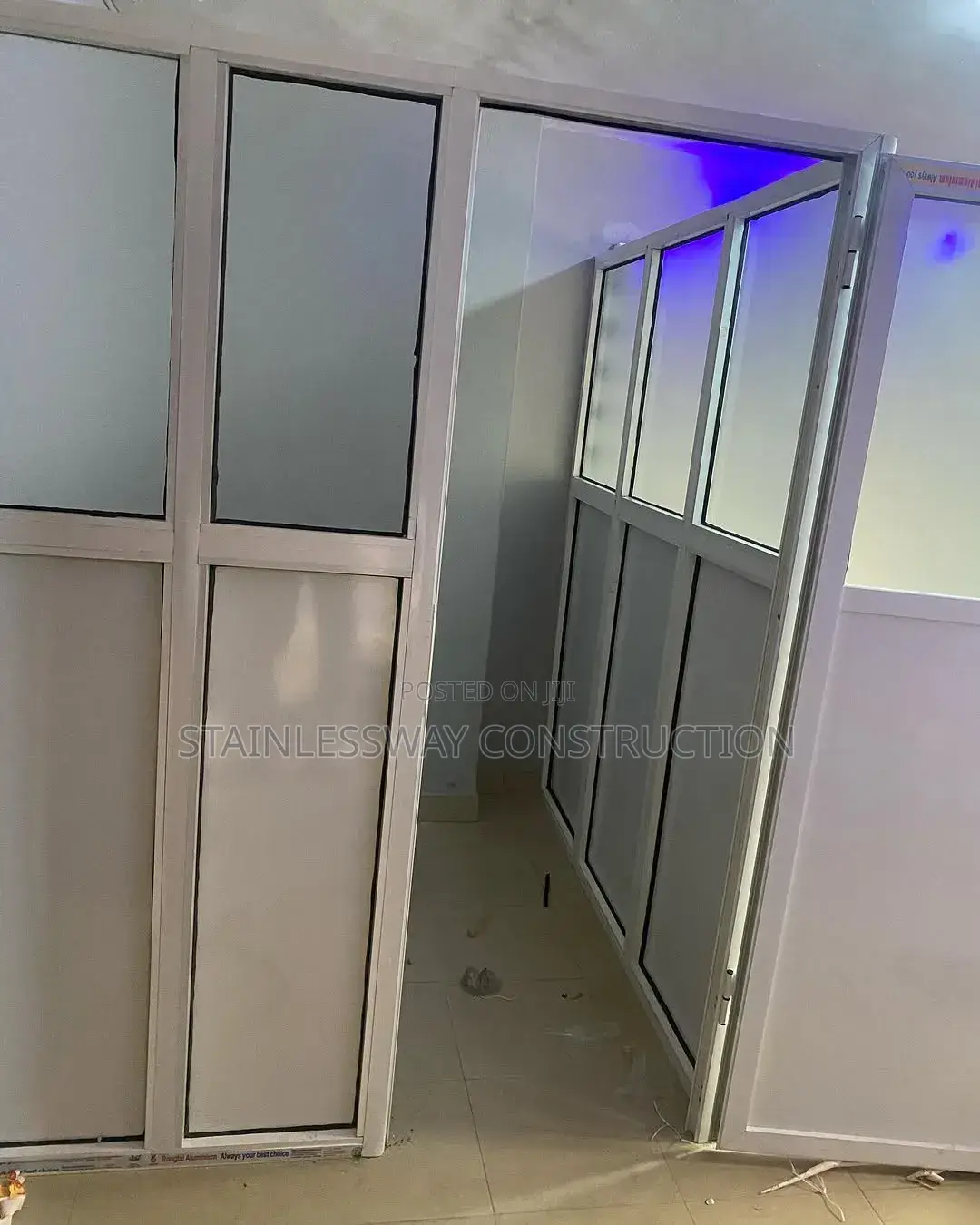 Budgetpro Office Dividers With Glass and Bored