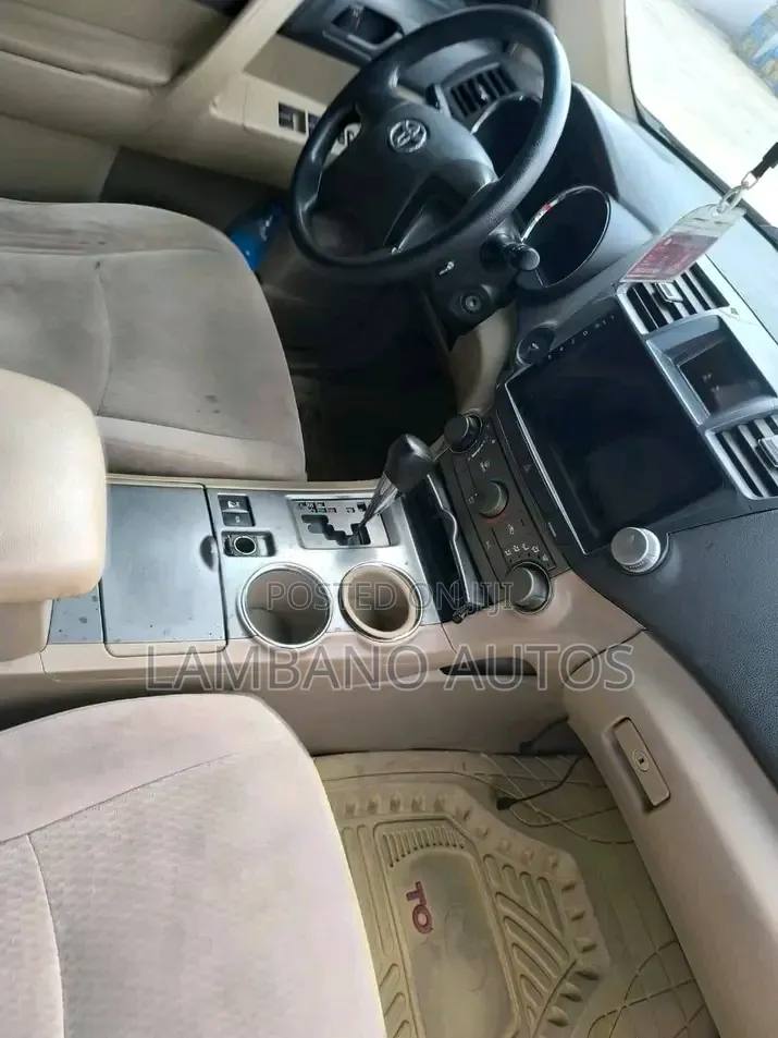 Toyota Highlander 2008 Gold