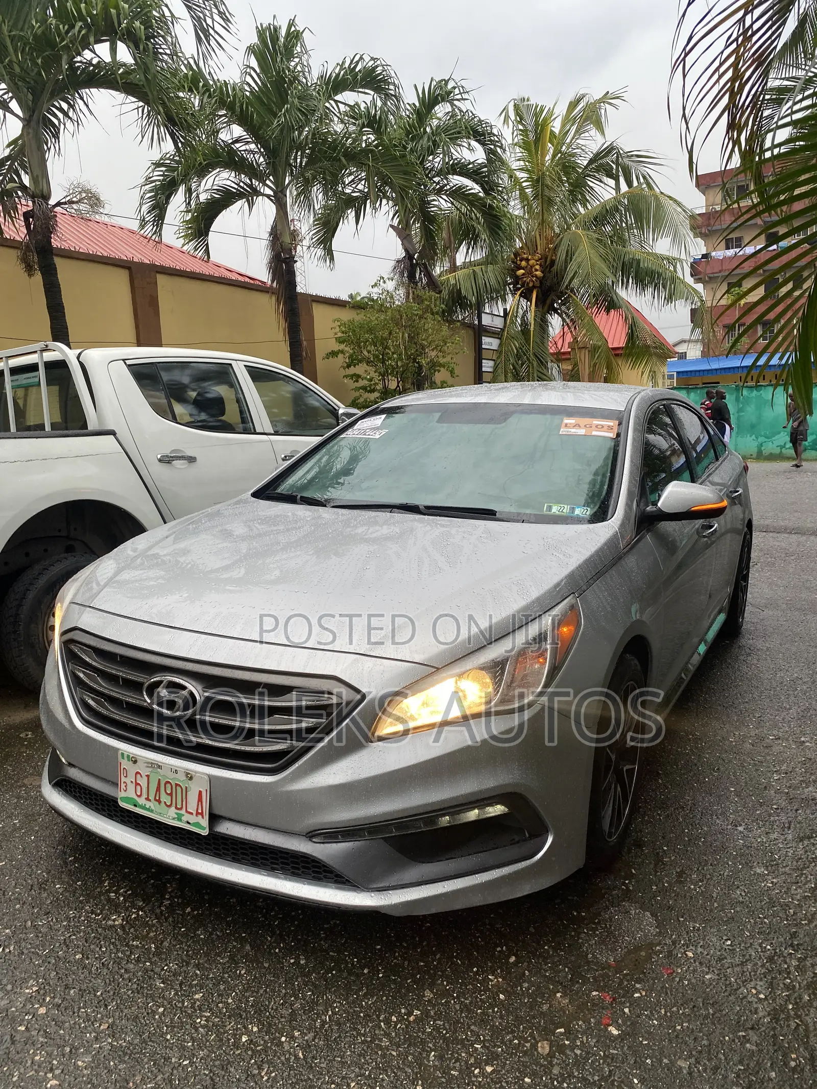 Hyundai Sonata Sport 4dr Sedan (2.4L 4cyl 6A) 2015 Silver