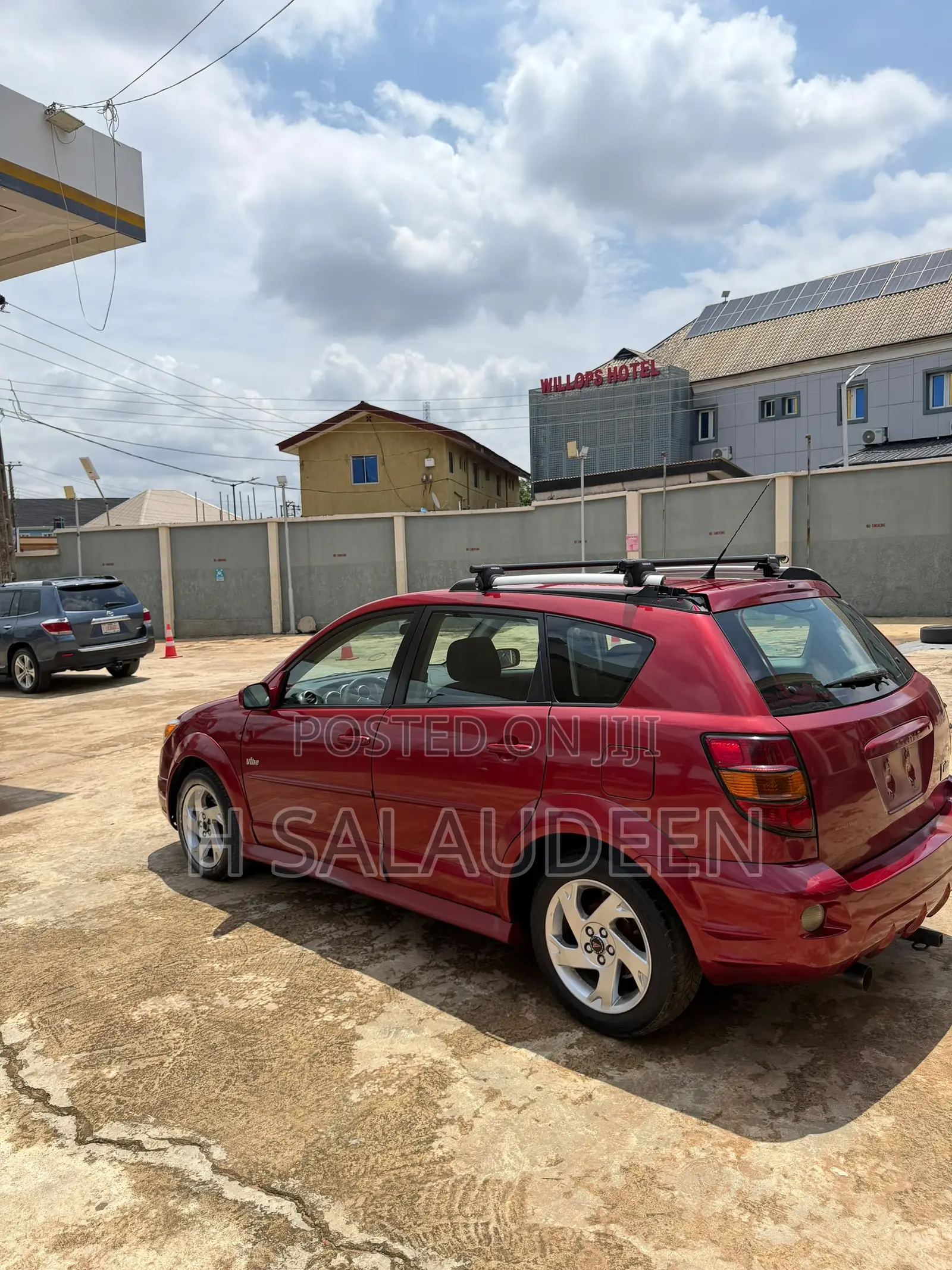 Pontiac Vibe 2006 Burgundy
