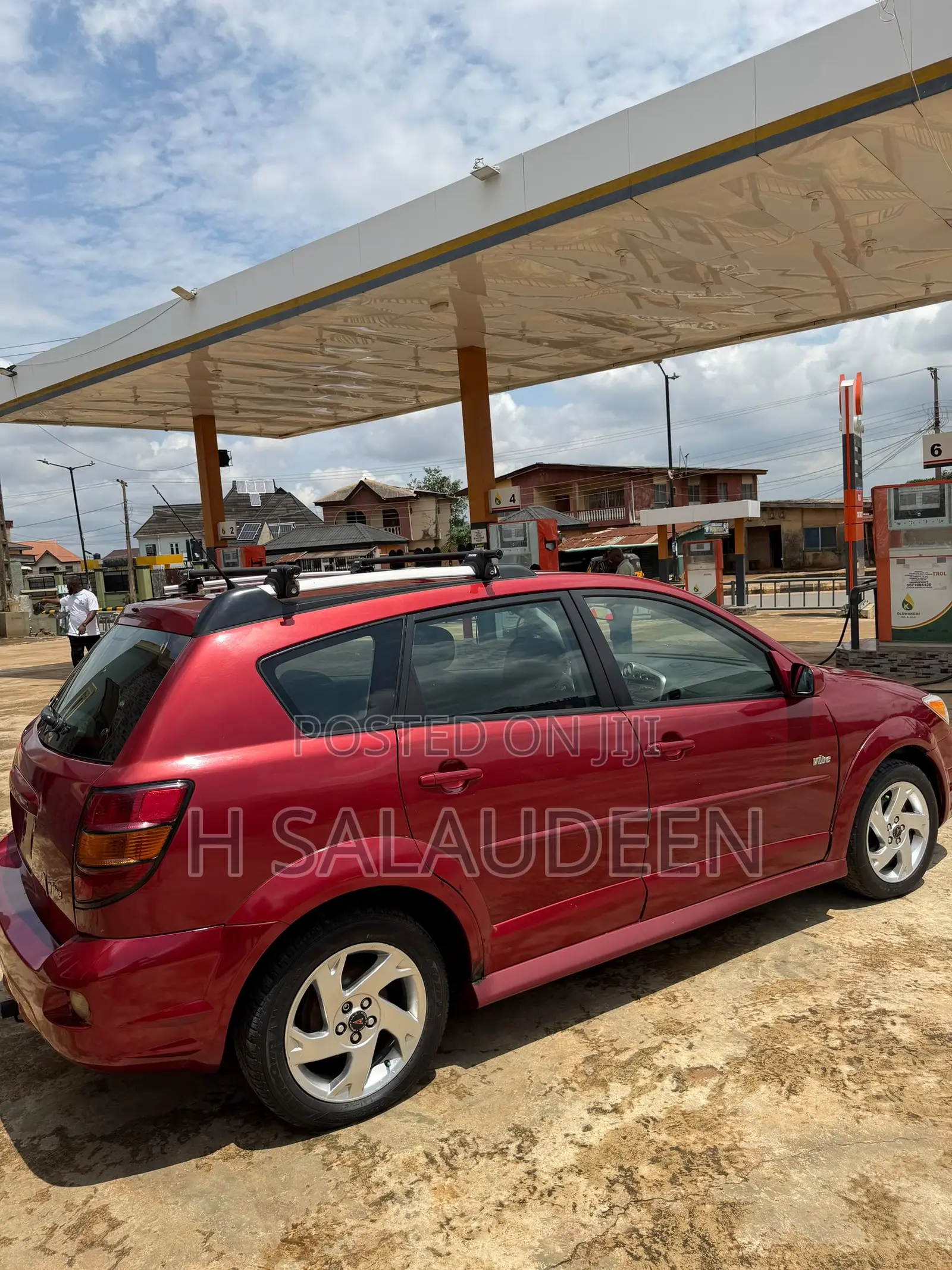 Pontiac Vibe 2006 Burgundy