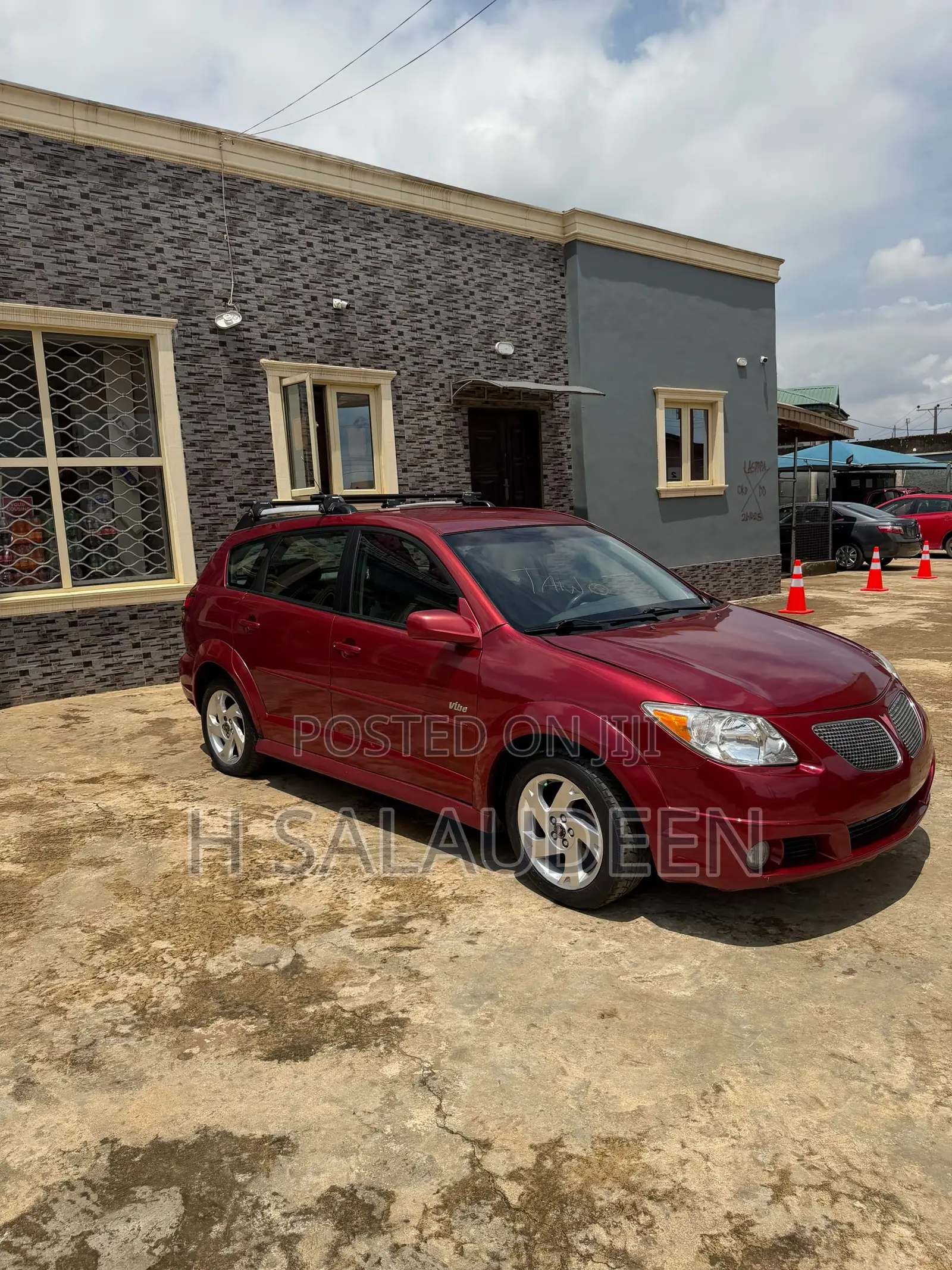 Pontiac Vibe 2006 Burgundy