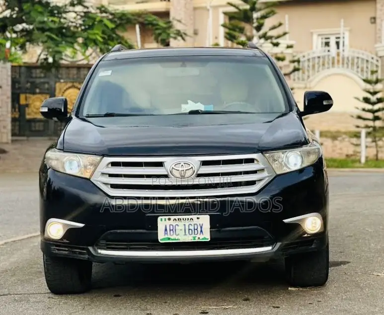 Toyota Highlander 2011 Black