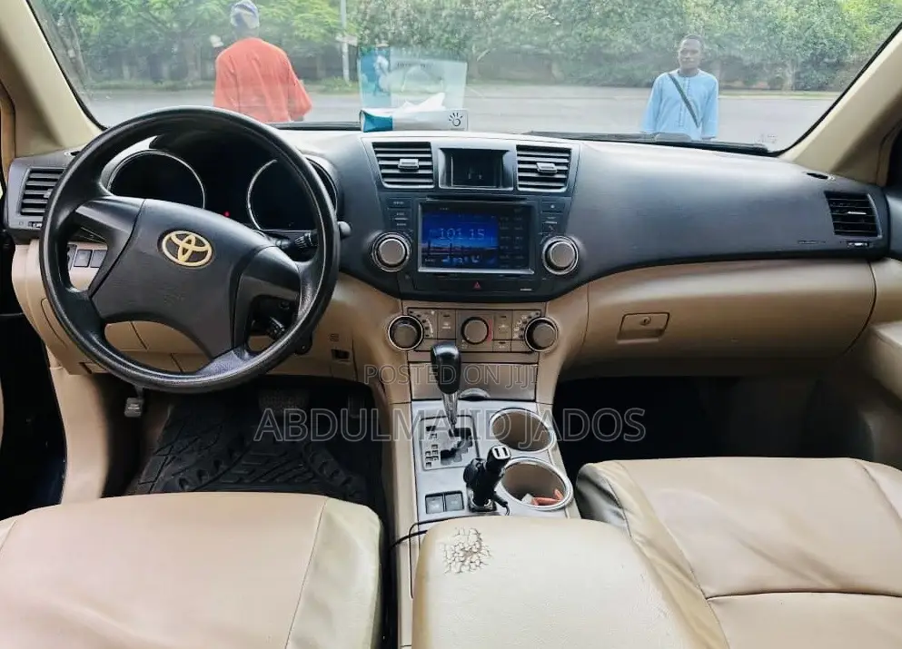 Toyota Highlander 2011 Black