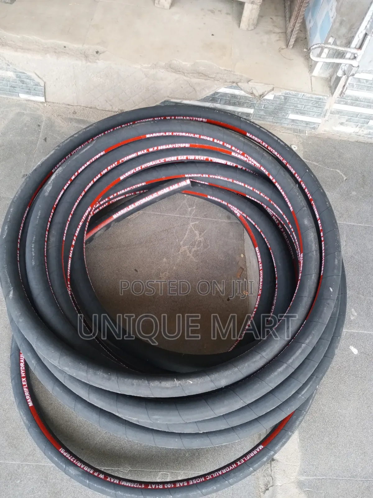1" Hydraulic High Pressure Steel Wire Hose, R1at. 88bar. Bundle.50m