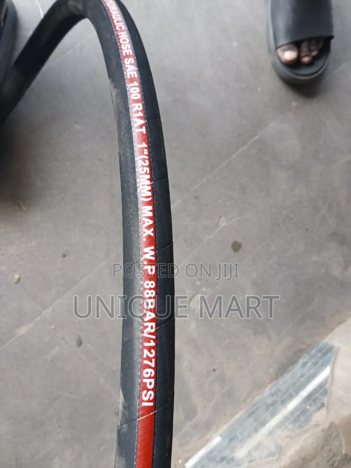 1" Hydraulic High Pressure Steel Wire Hose, R1at. 88bar. Bundle.50m