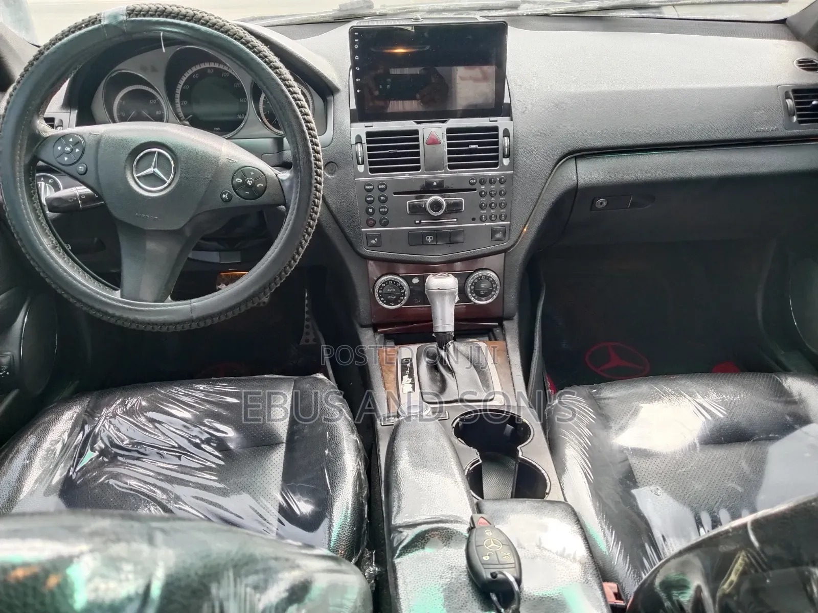 Mercedes-Benz C300 2011 Black