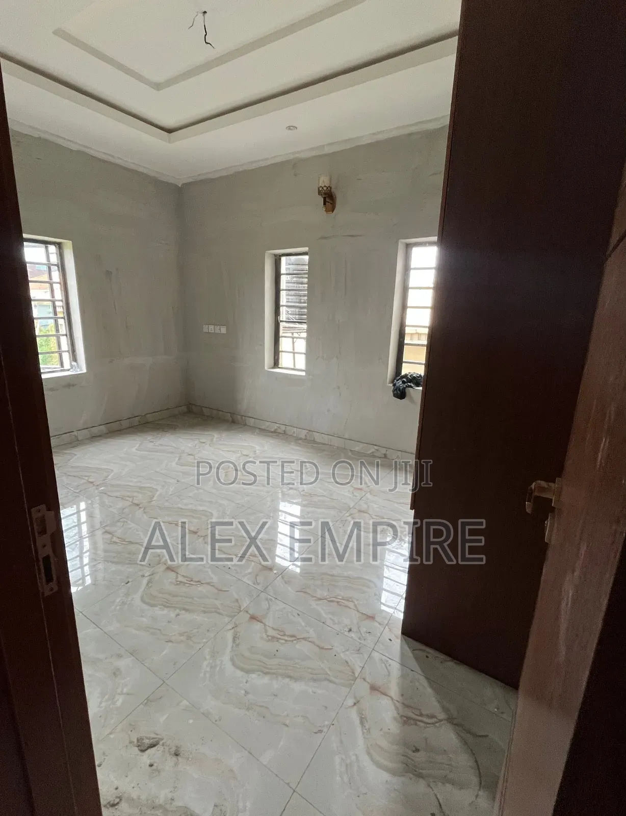 3bdrm Apartment in Ago Palace for rent