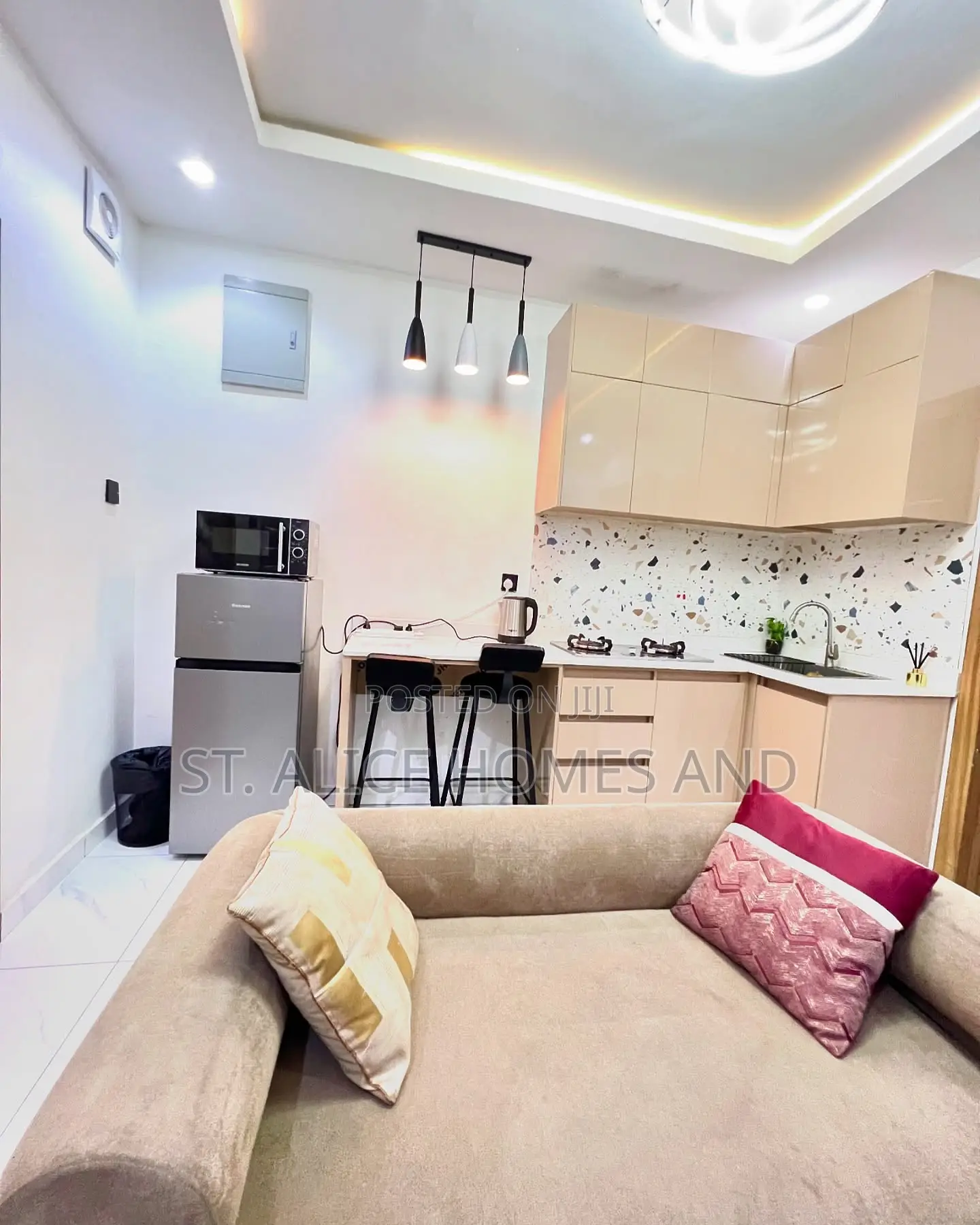 1 Bedroom Flat, Itire Surulere, Lagos