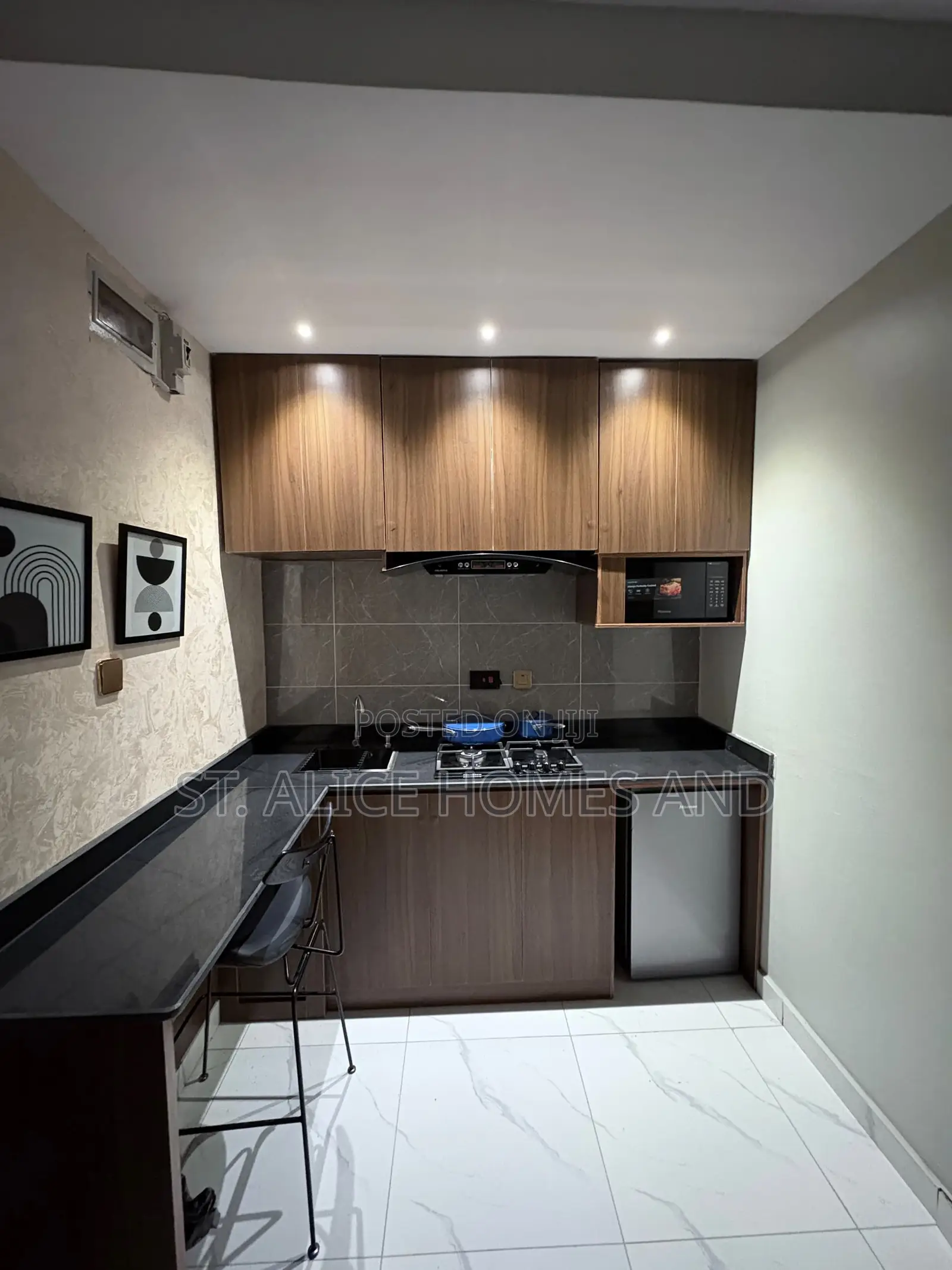 1 Bedroom Premium Studio Apartment, Lawanson, Surulere, Lagos