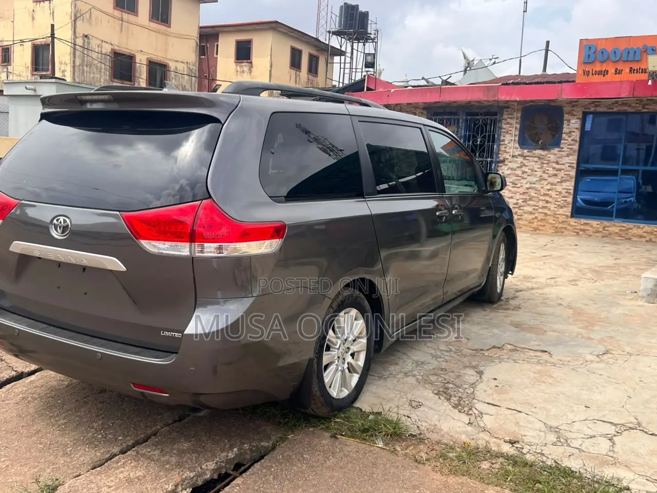 Toyota Sienna 2013 Gray