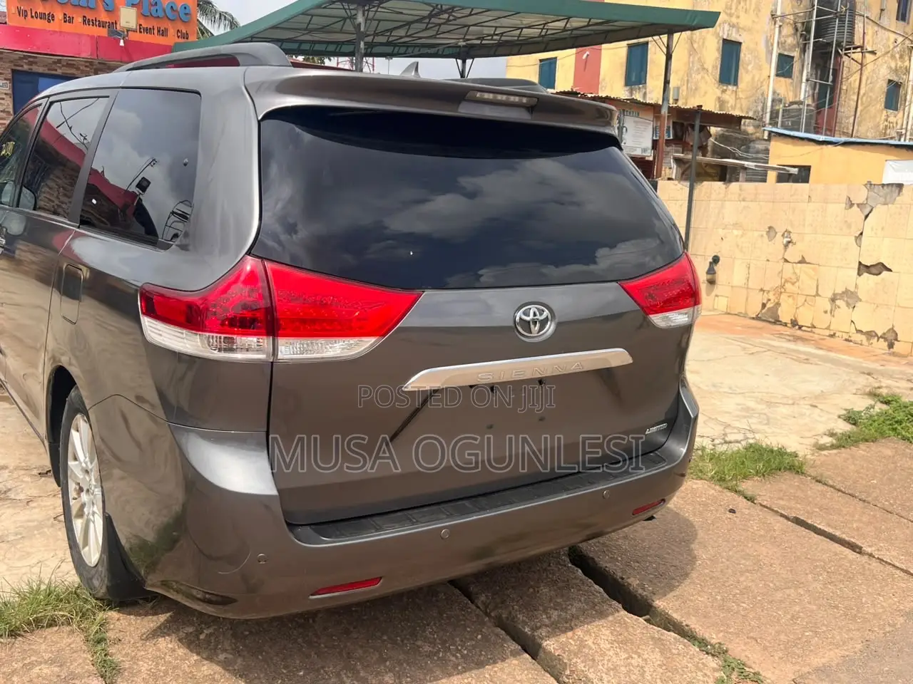 Toyota Sienna 2013 Gray
