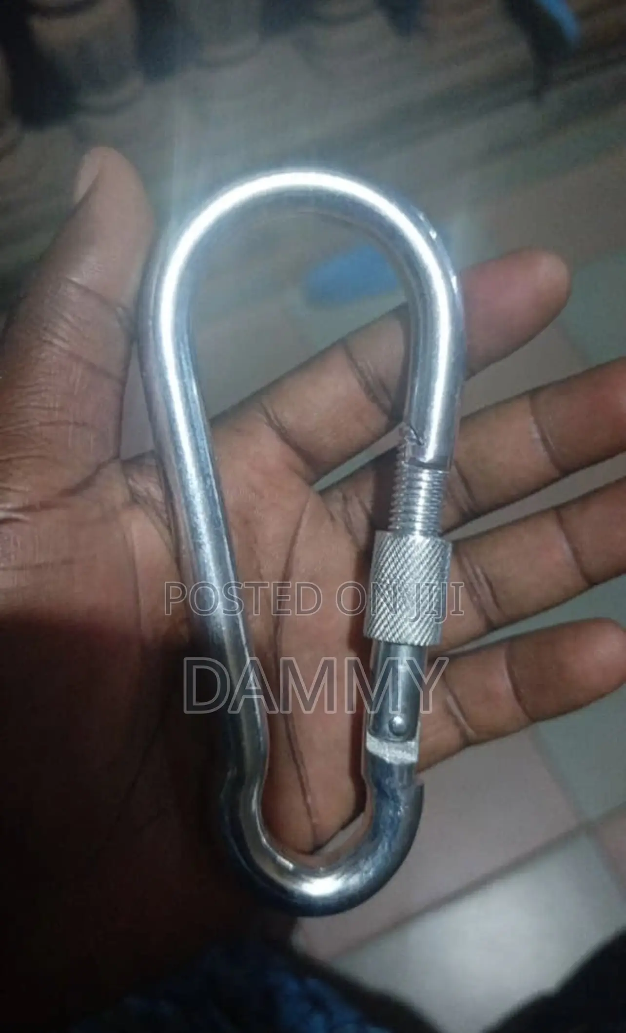 Heavy-Duty Yellow Grade 80 Clevis Self