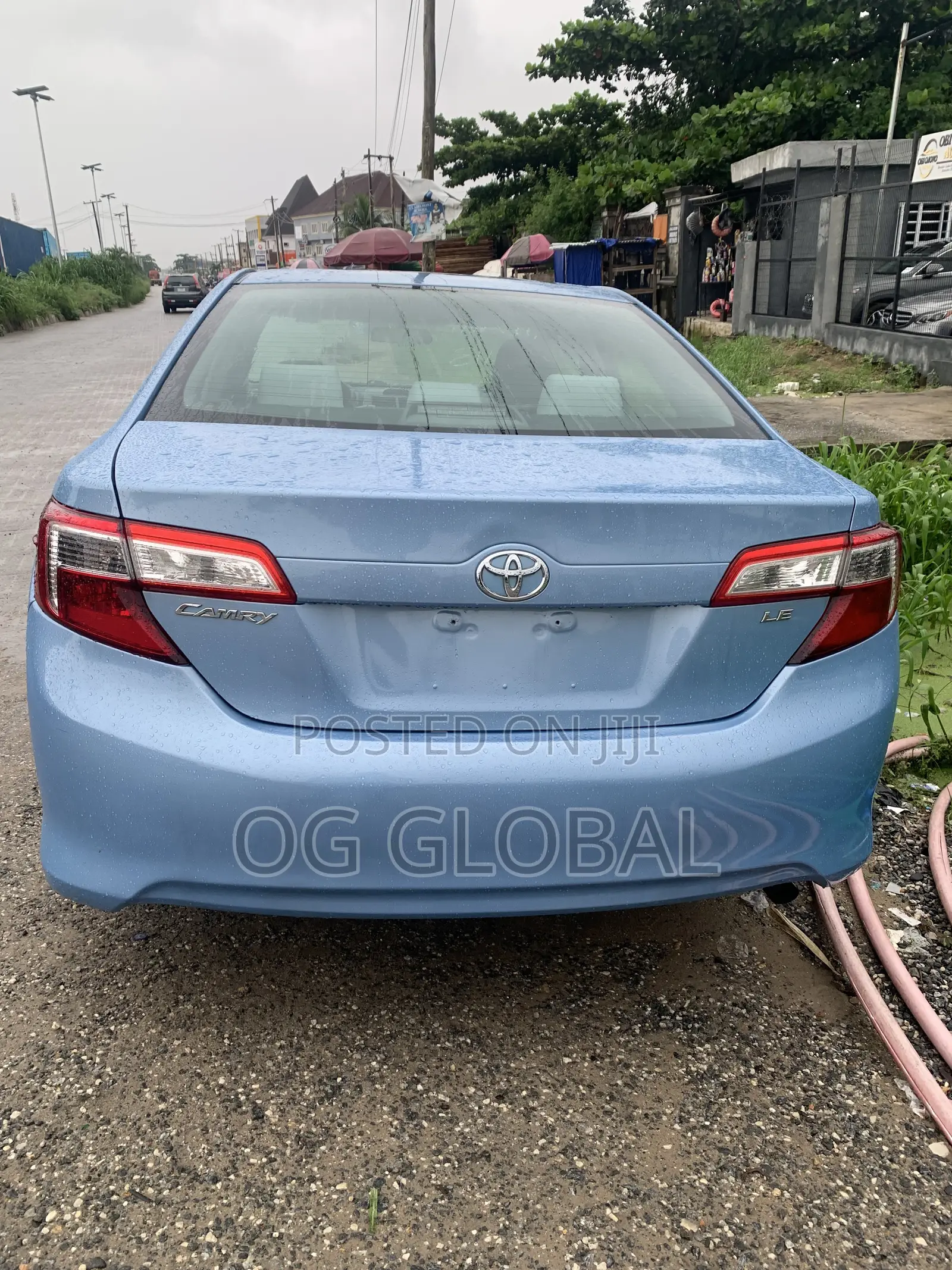 Toyota Camry LE 4dr Sedan (2.5L 4cyl 6A) 2012 Blue