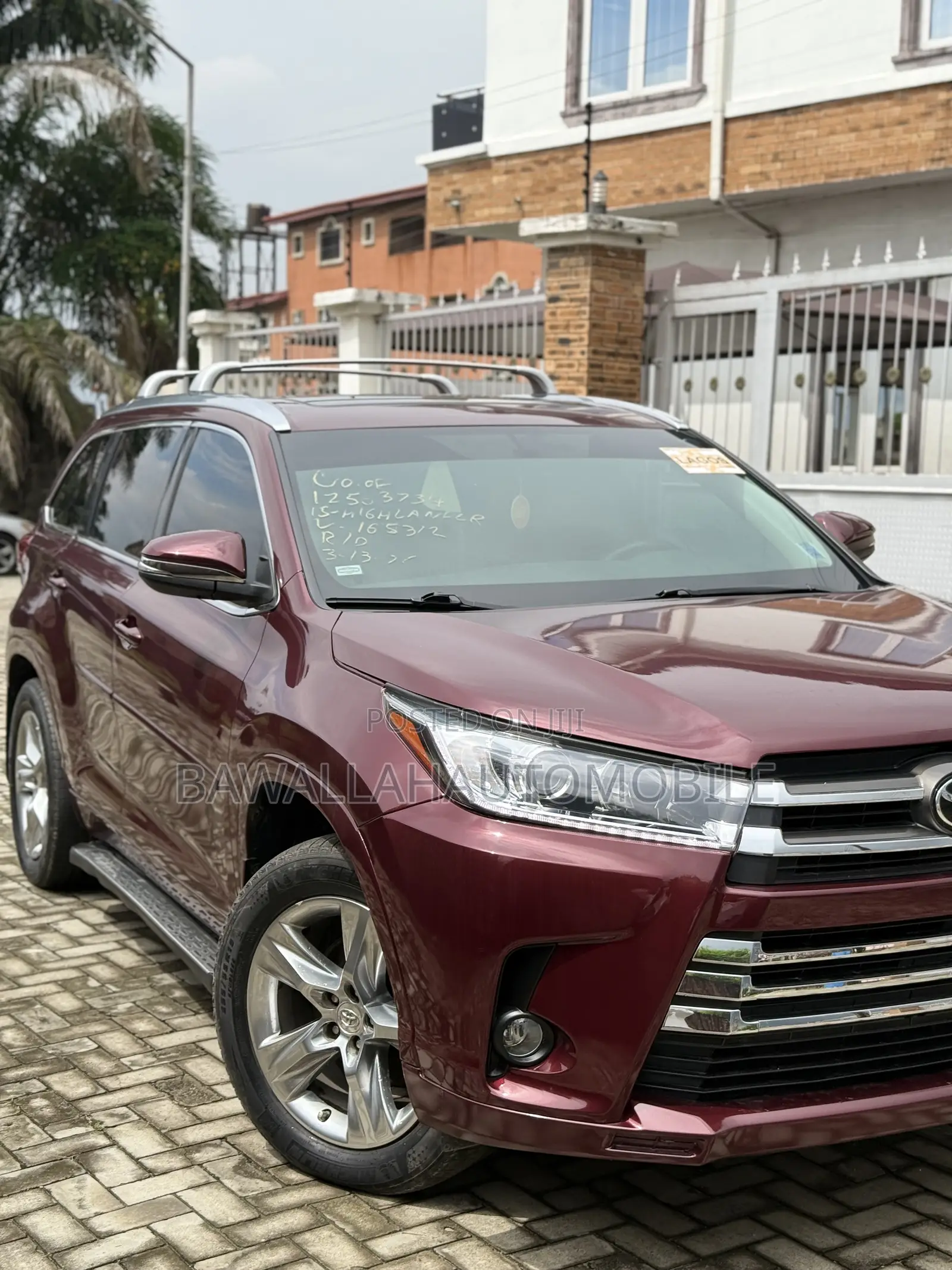 Toyota Highlander Limited Platinum 4dr SUV AWD (3.5L 6cyl 6A) 2015 Red