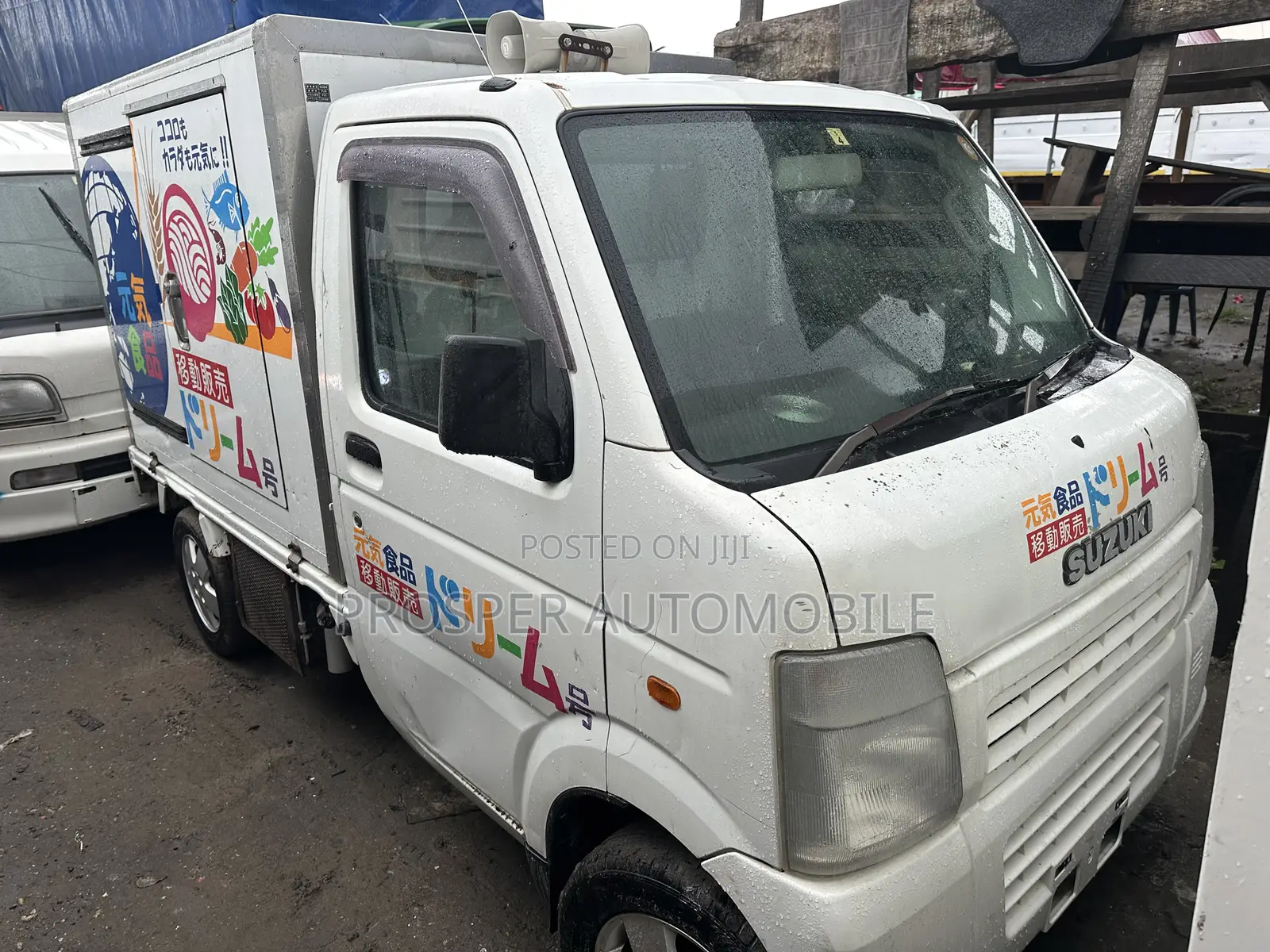 Suzuki APV Minibus 2012 White