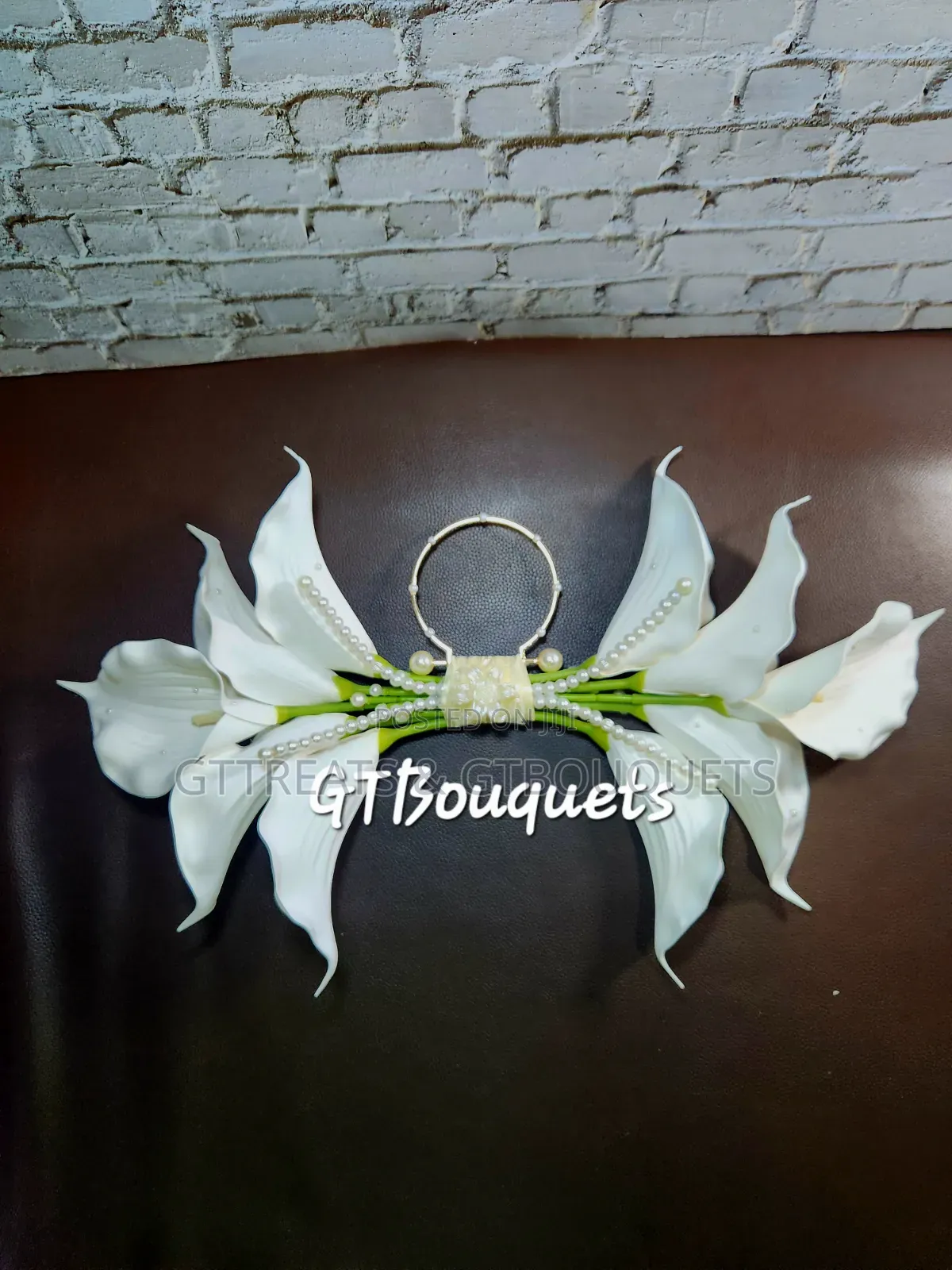 Calla Lilies Clutch Bridal Bouquet