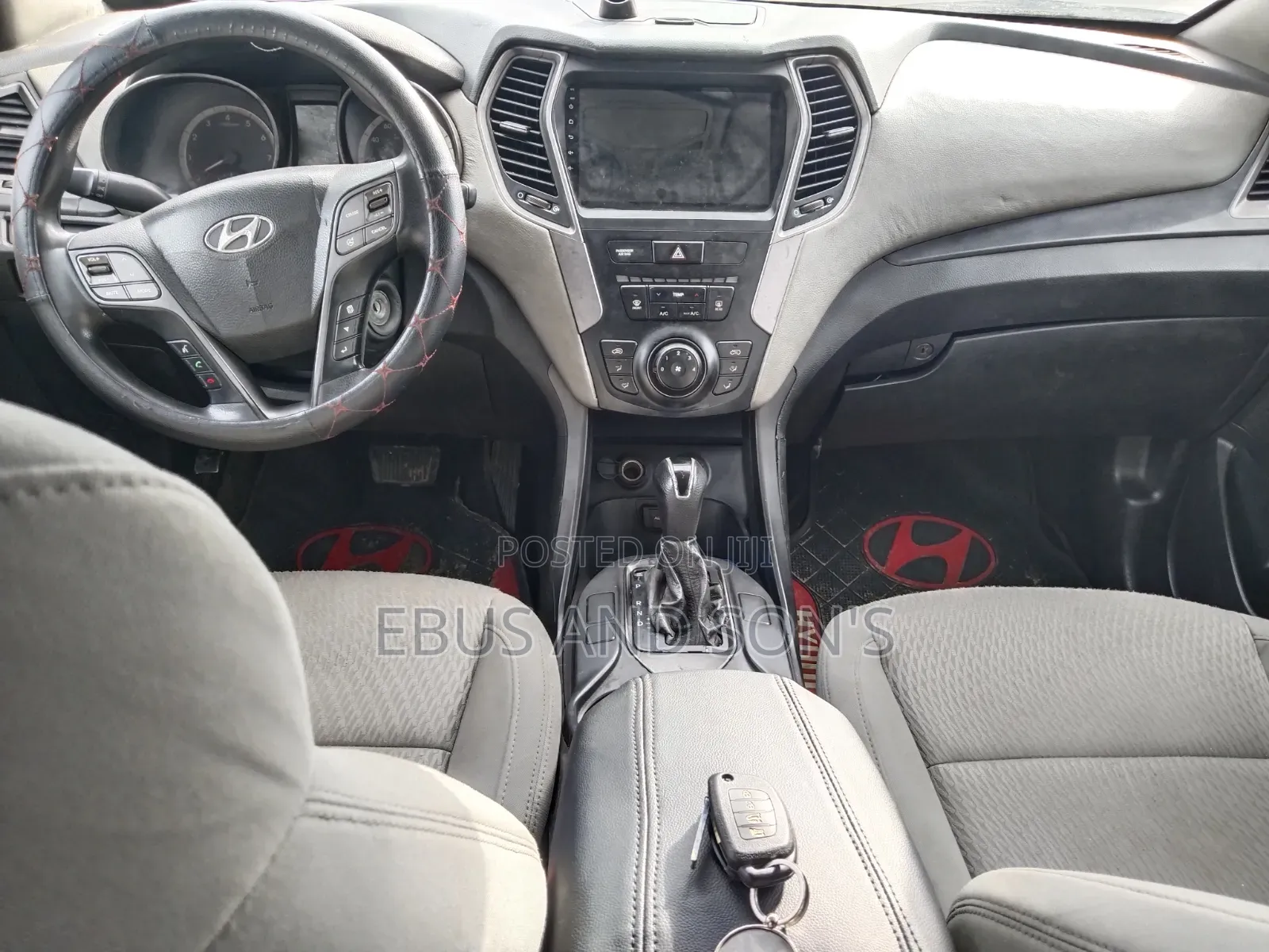 Hyundai Santa Fe 2012 Black